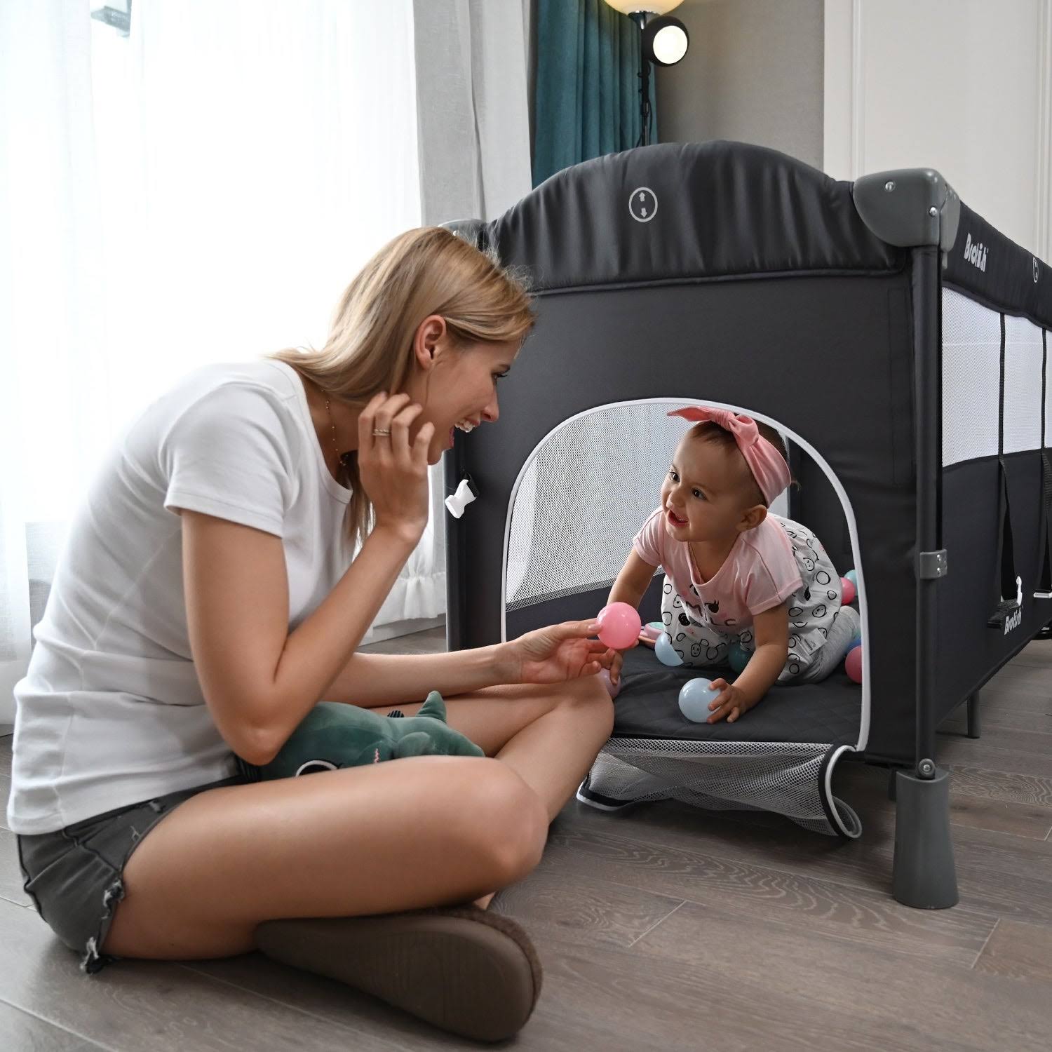Baby Crib with Mattress,Bedside Sleeper for Baby
