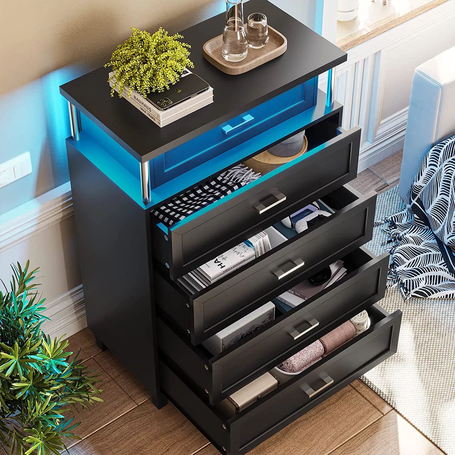 Black 5 Drawers Dresser with LED Light for Bedroom Living Room Closet,Large Capacity Storage Cabinet, Wood Dresser,Black
