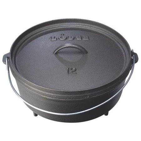 Lodge L12CO3 Camp Dutch Oven, 6 Quart