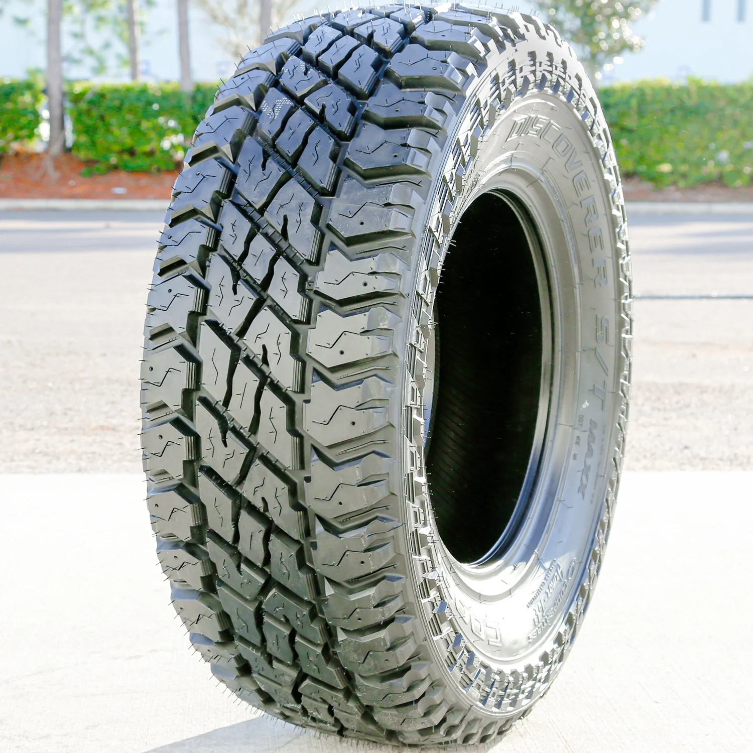 Cooper Discoverer S/T MaXX All-Terrain Tire - LT265/70R18 124/121Q