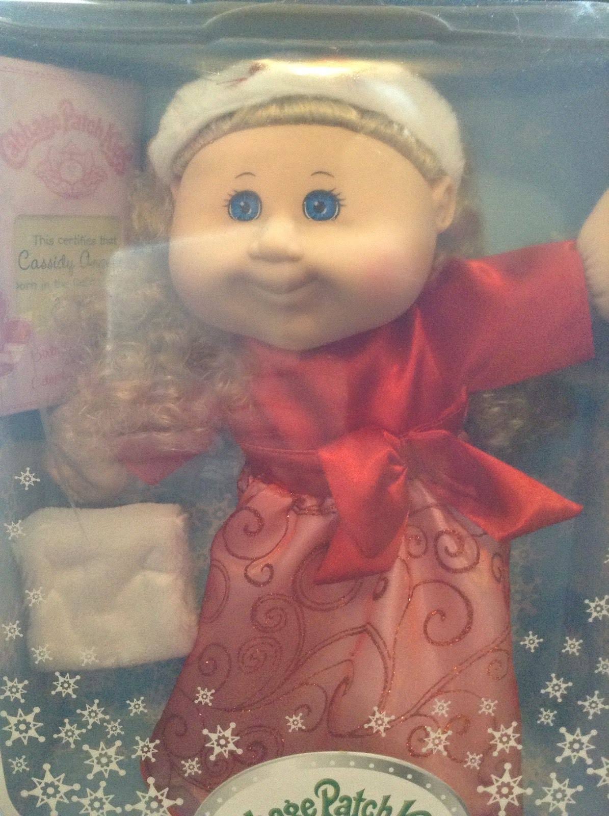 Cabbage Patch Kids Holiday 2012 Limited Edition Blond Hair ,Blue Eyes