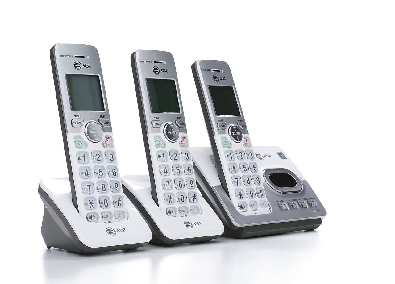 ATu0026T EL52303 Handset Cordless Answering System with Caller ID/Call Waiting - 3 count
