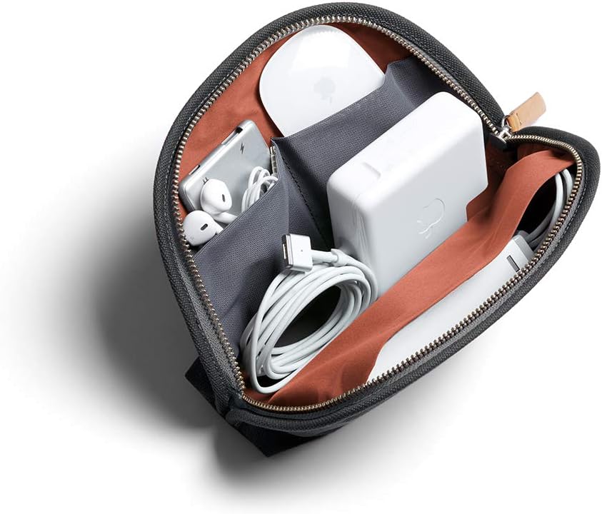 Bellroy Classic Pouch (EDC Zipper Travel Pouch, Water-resistant Woven Fabric, Holds Pencils, Pens, Tech & Personal Items, Internal Mesh Pockets)