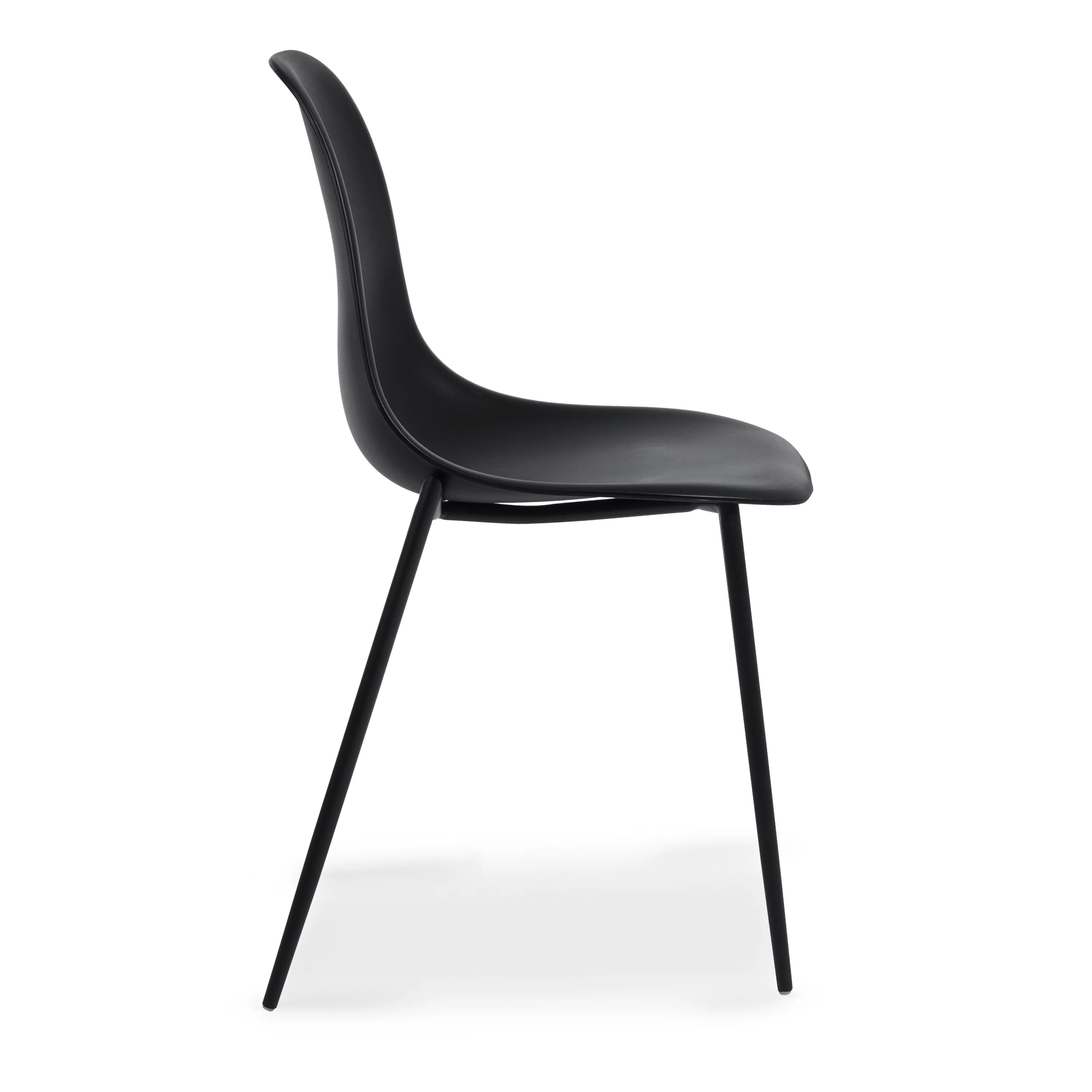 Poly & Bark Isla Chair in Black (Set of 4)