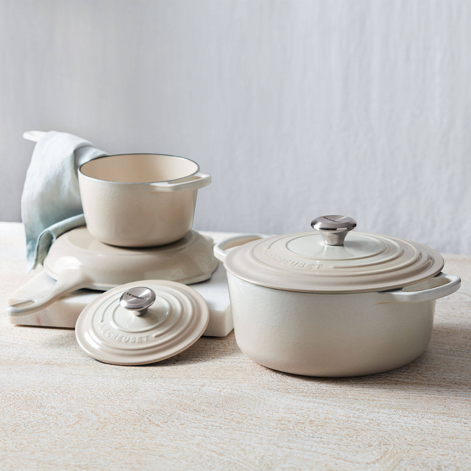 Le Creuset 5-Piece Signature Enameled Cast Iron Set (Flame)