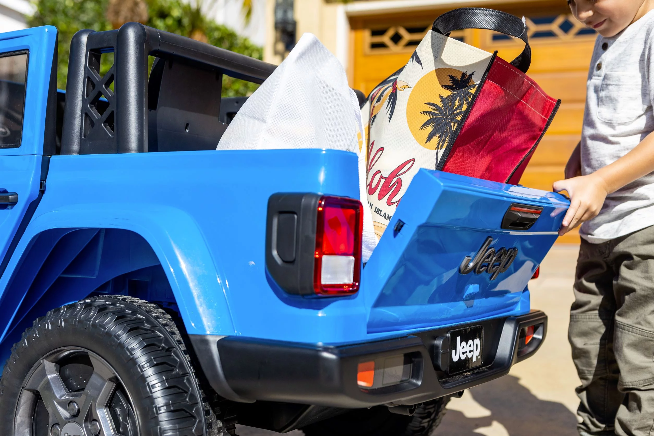 12V Jeep Gladiator Battery Powered Ride-on Vehicle for Kids, in Blue by Hyper Toys, for a Child Ages 3-8 - Radiant Selections