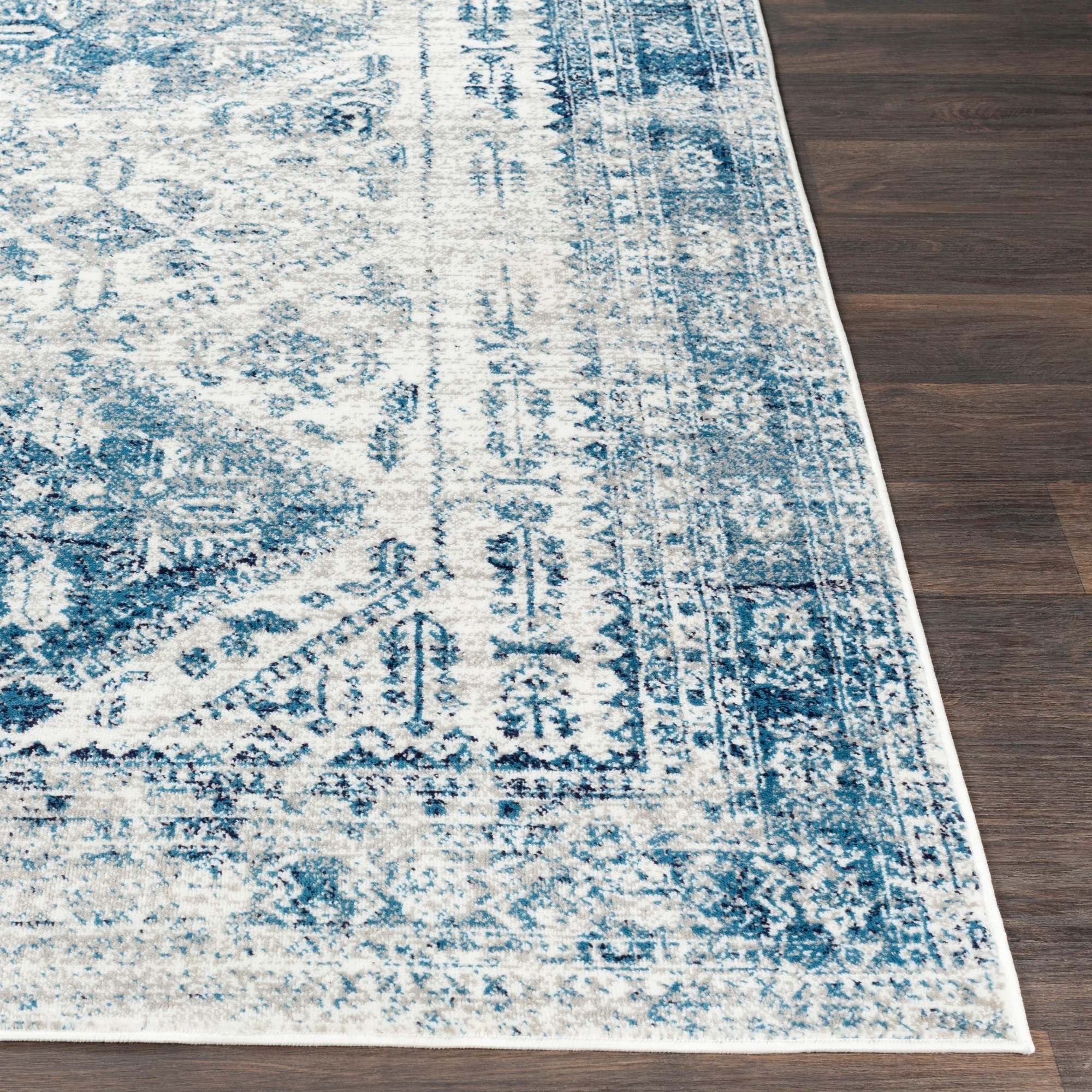 Artistic Weavers Monte Carlo Medallion Area Rug, Blue/White, 7'10" X 10'3"
