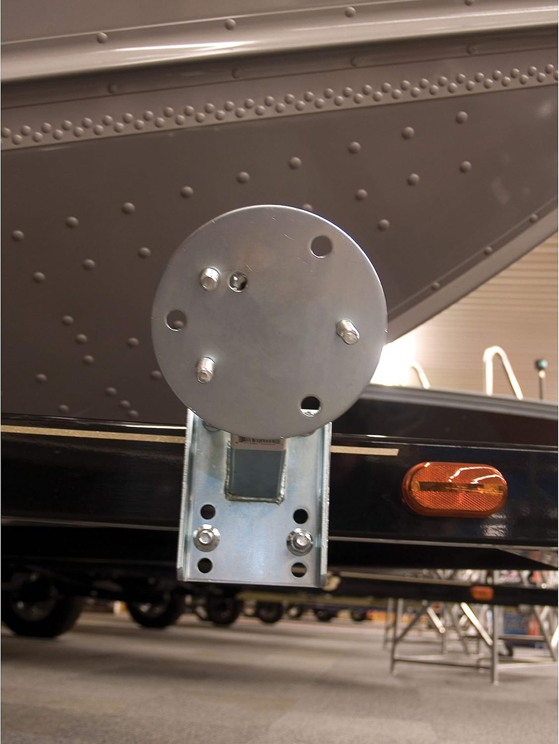 Extreme Max 3001.0064 High Mount Spare Tire Carrier