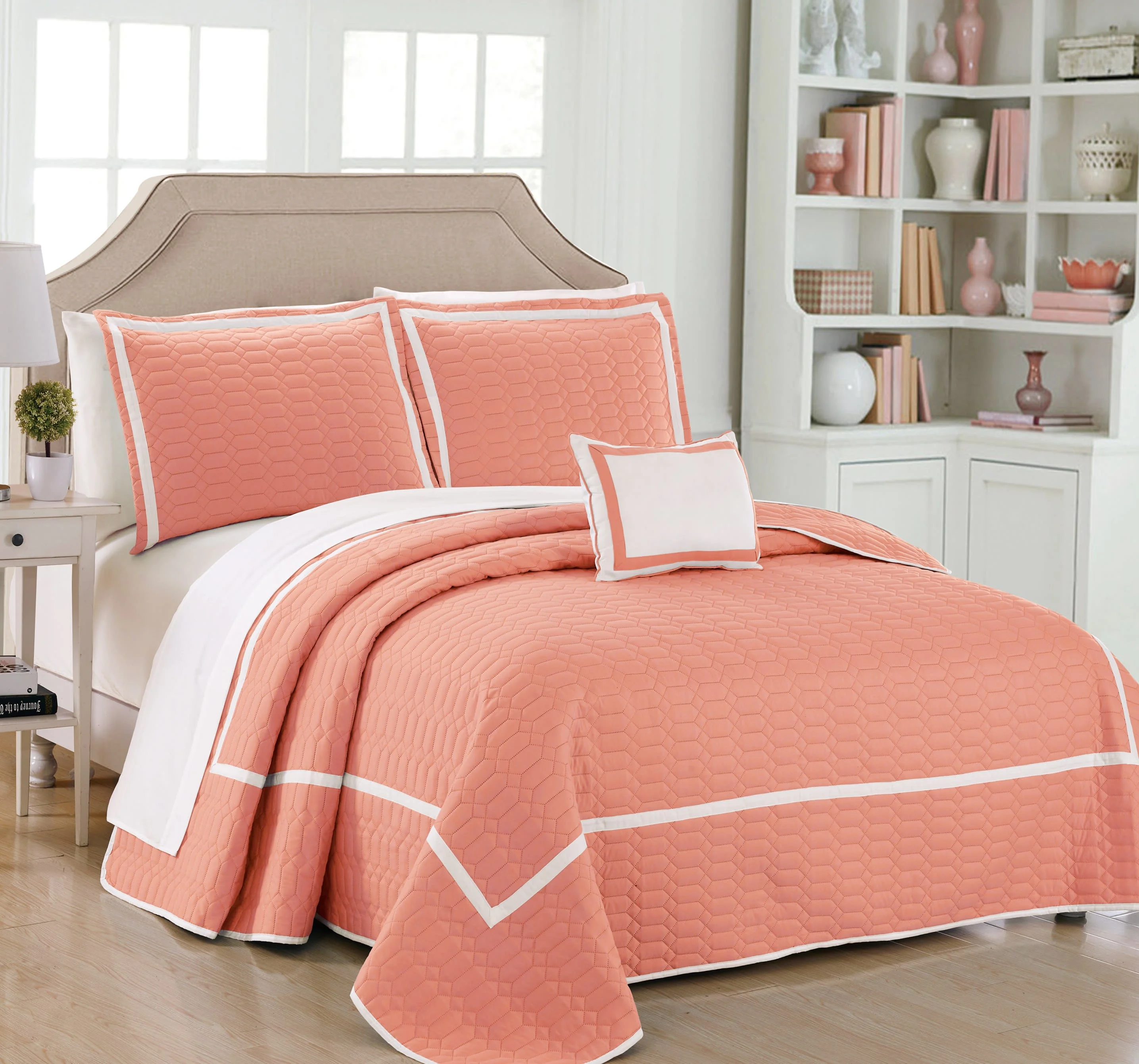 Chic Home Design Mesa 8-Piece Coral King Quilt Set, Coral