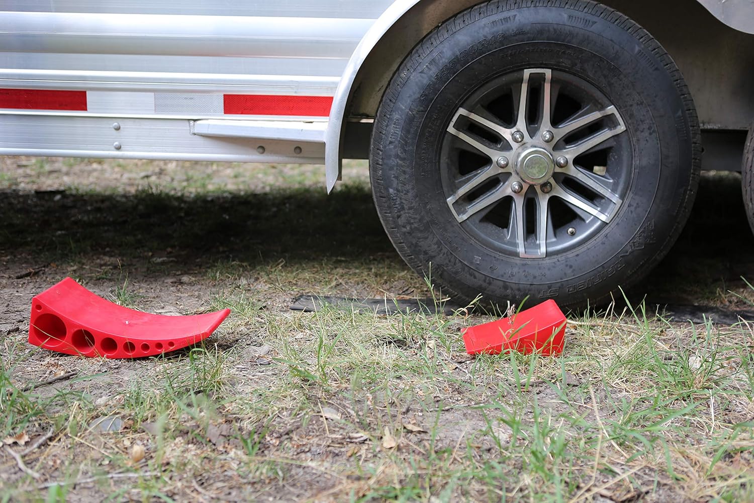 ANDERSEN HITCHES | RV Accessories | 2-Pack Camper Leveler Blocks w/ Rubber mats Camper Leveling System | Outdoor Camping Levels | 3604