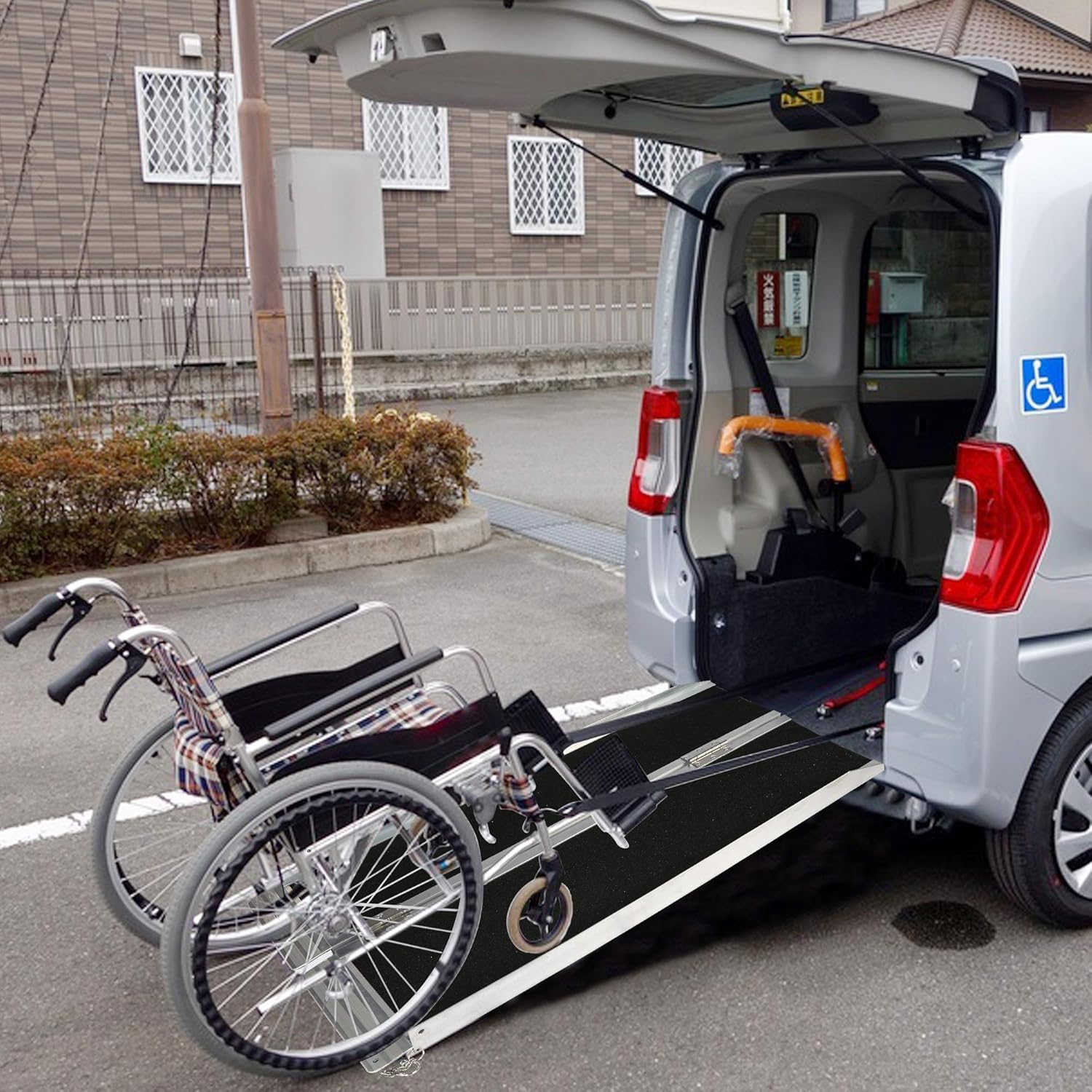 Wheelchair Ramp 7FT Portable Threashold Ramp Adjustable Telescoping Retractable Lightweight Loading Ramp for Home Stairs Steps Scooters Car Doorways