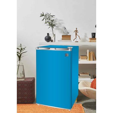 RCA 3.2 Cu ft Single Door Mini Fridge Rfr320, Blue
