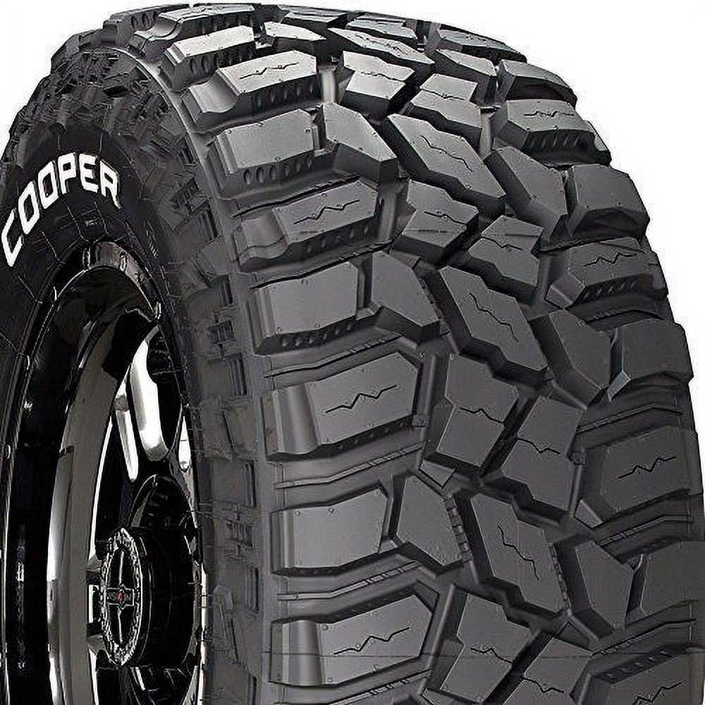 Cooper Discoverer STT Pro LT285/75R16 126Q Mud Terrain Tire