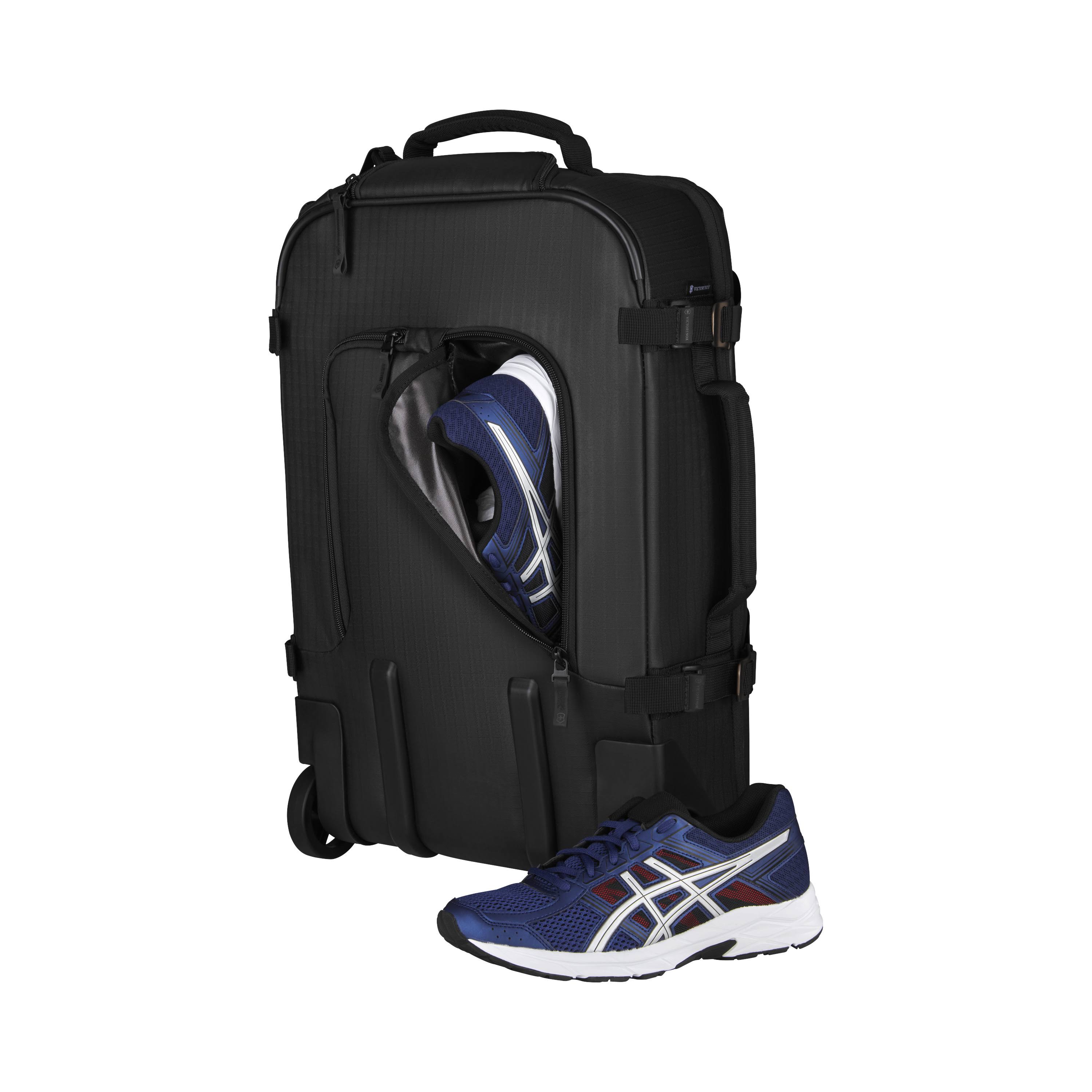 Victorinox - VX Touring - Wheeled Global Carry-On Black