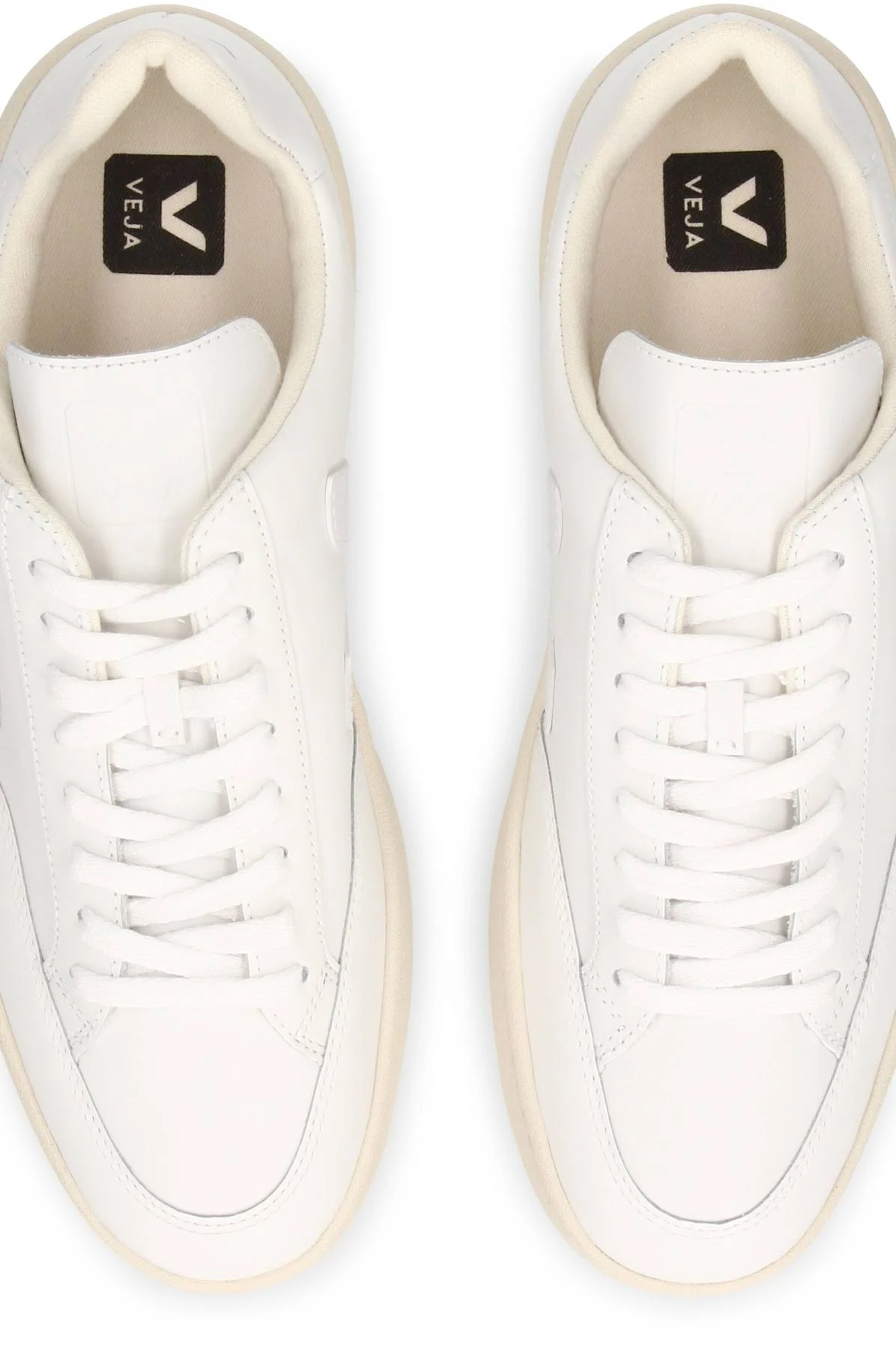 Veja - V-12 Trainers, Men, White