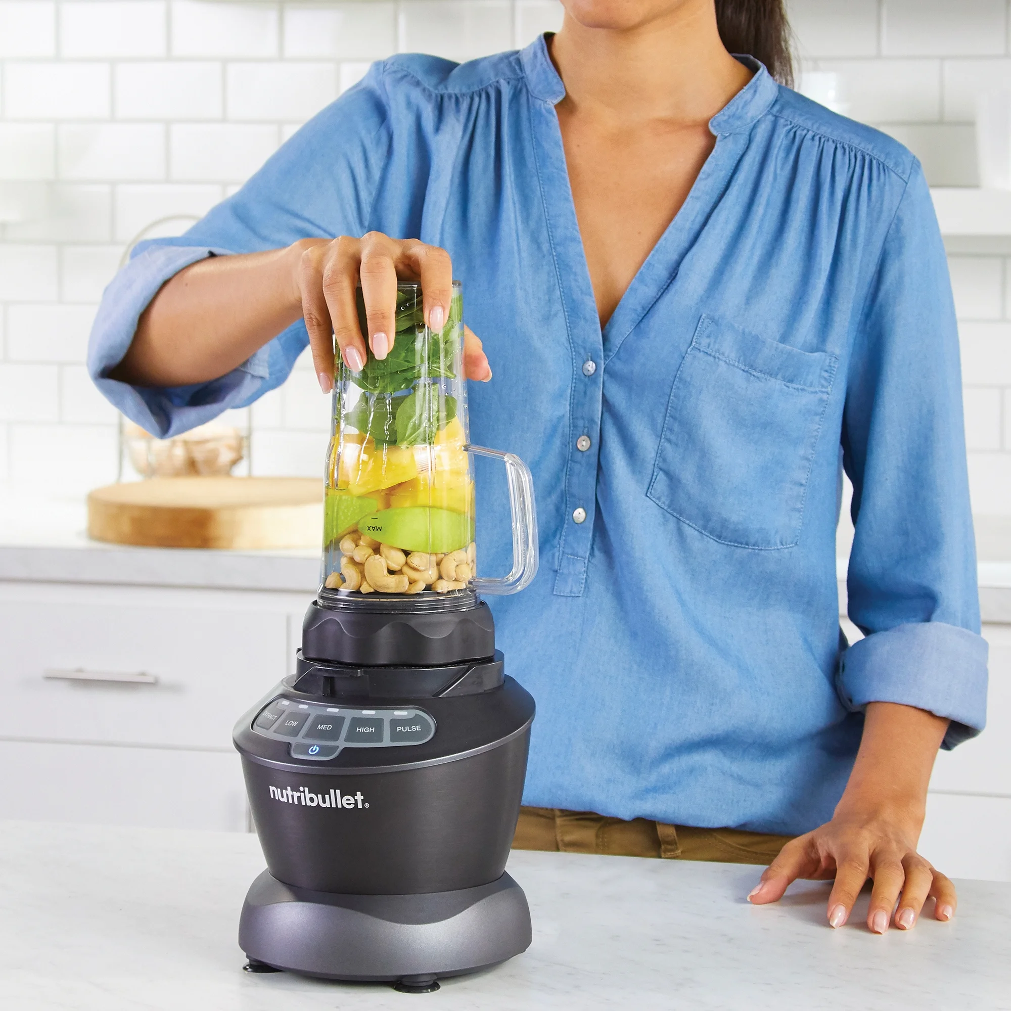 Nutribullet 1200 Watts 64 oz. Full-Size Blender Combo NBF50500, Dark Gray. (Condition: New)