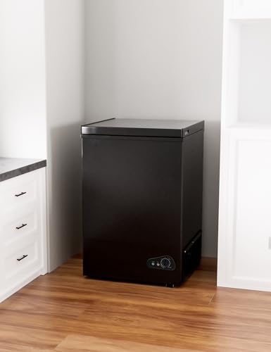 7.0 Cu Ft Chest Freezer - Energy Efficient & Quiet Mini Freezer with Adjustable Thermostat - Compact Deep Freezer for Home, Apartment, and Garage