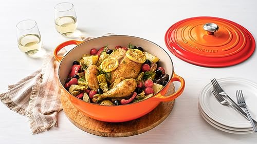 Le Creuset Signature Cast Iron Chef's Oven, 7.5qt, Flame