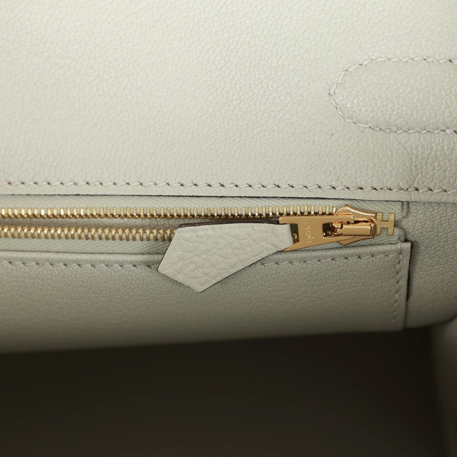 Hermes Birkin 30 Gris Neve Togo Gold Hardware