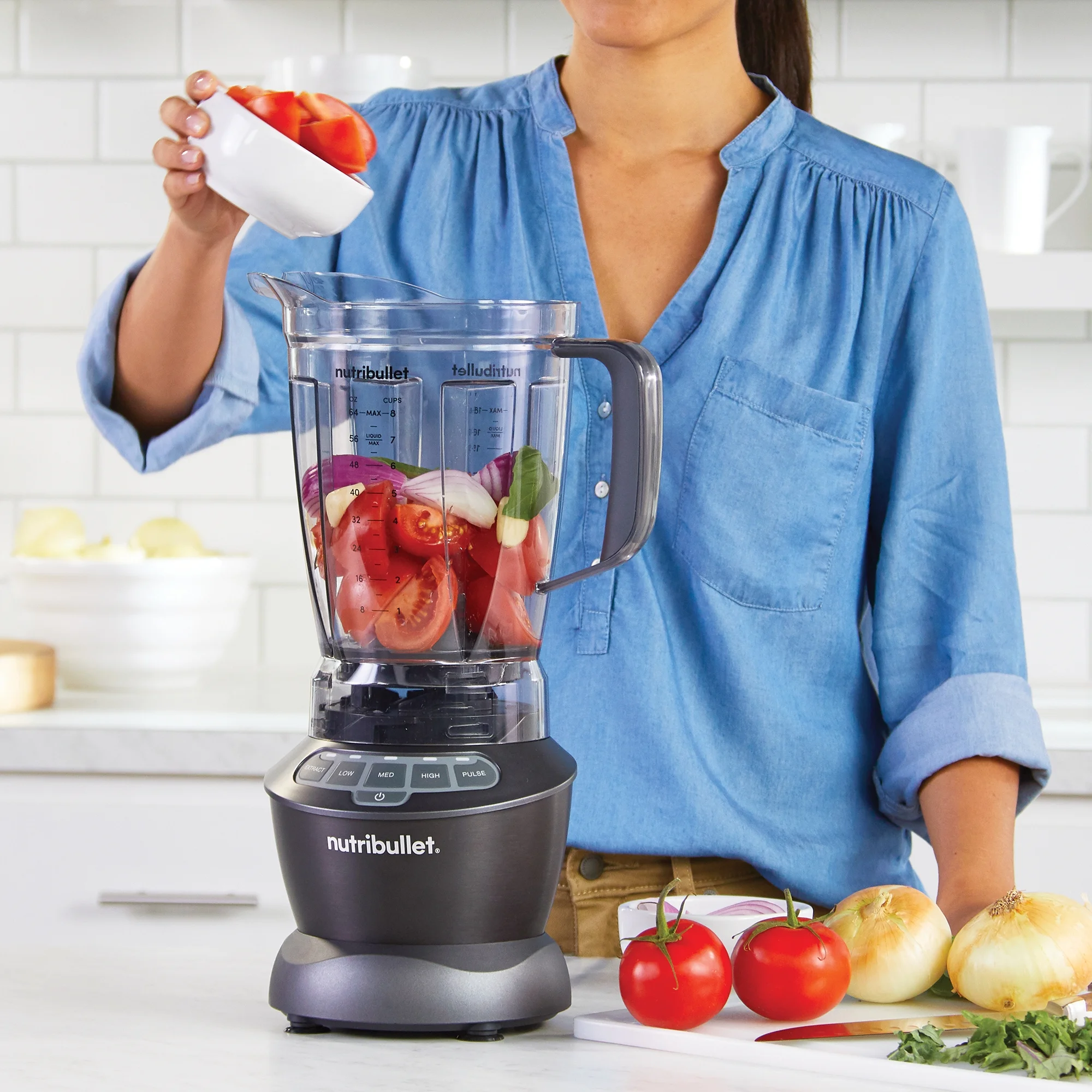 Nutribullet 1200 Watts 64 oz. Full-Size Blender Combo NBF50500, Dark Gray. (Condition: New)