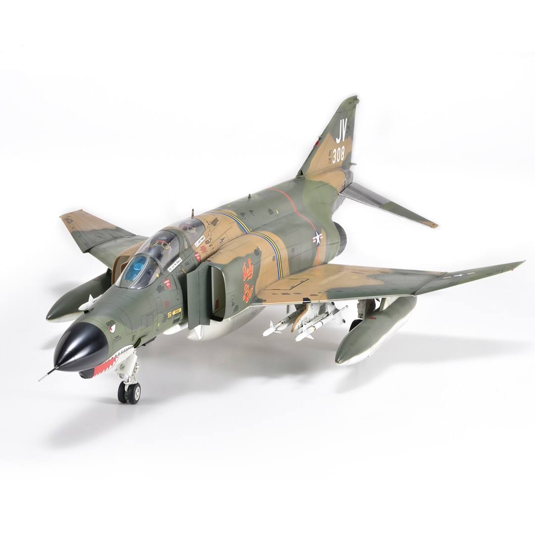 Zoukei-Mura Sws F-4E Phantom II Early Production 1/48 Scale Model Kit