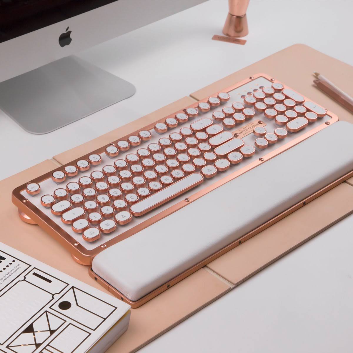 Azio Retro Classic Artisan USB Keyboard
