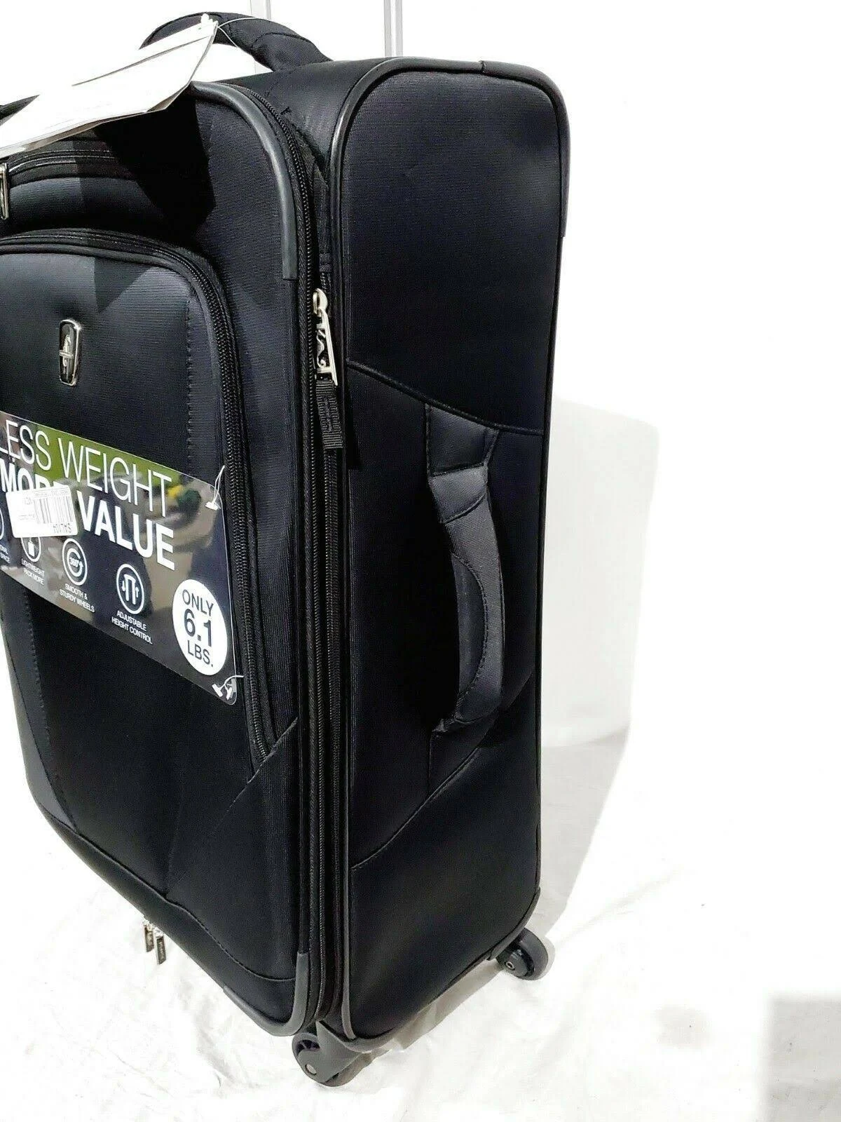 Atlantic Infinity Lite 4 25x22 Expandable Spinner Suitcase - Black