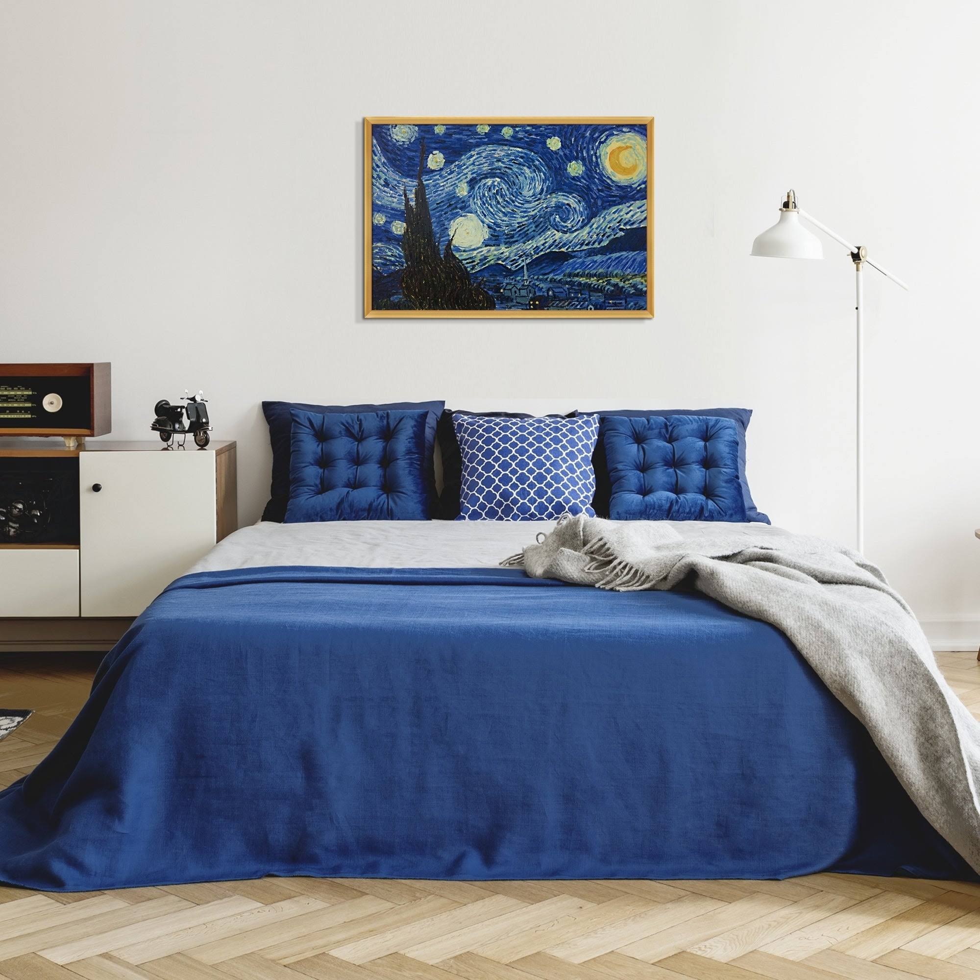 La Pastiche Starry Night with Piccino Luminoso Frame by Vincent Van Gogh Oil Painting, Multi-Colored