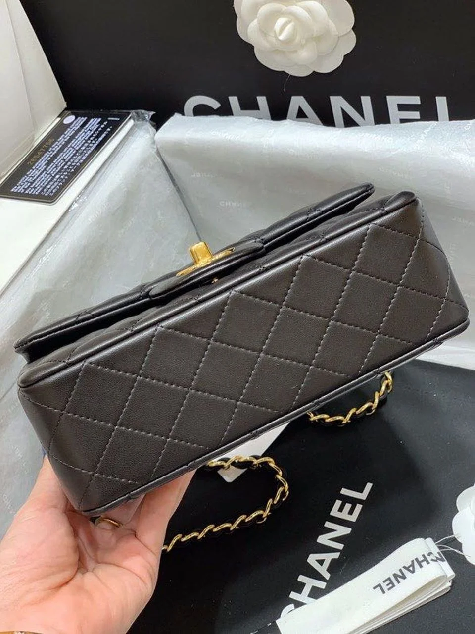 Chanel Classic Flap Bag Gold Toned Hardware Black For Women, Women&rsquo;s Bags, Shoulder And Crossbody Bags 7.8in/20cm A01116