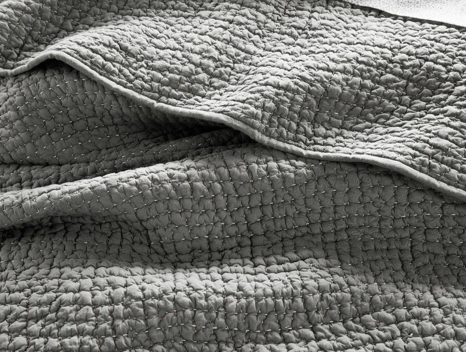 Coyuchi Pebbled Handstitched Organic Quilt, Slate, Full/Queen