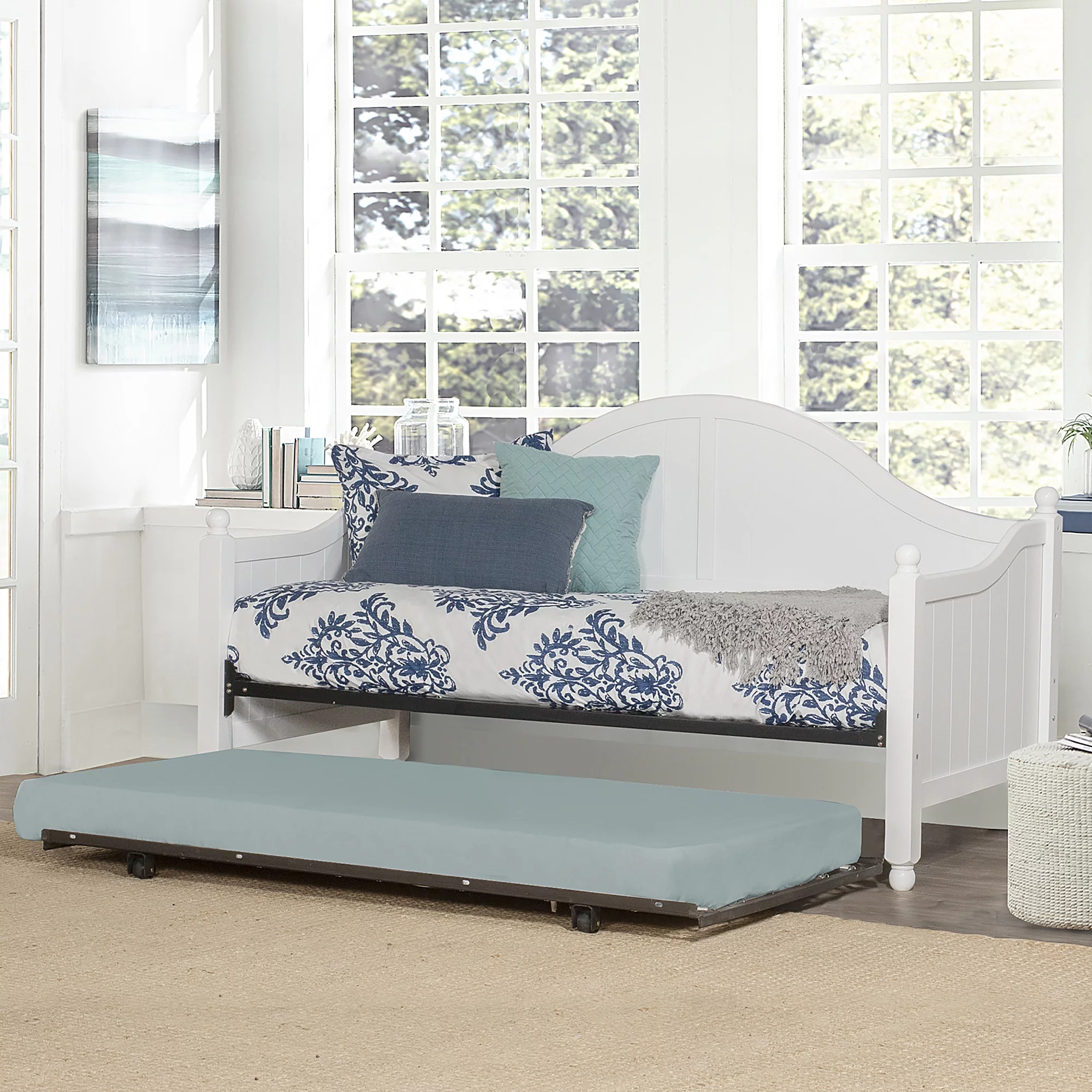 Hillsdale Furniture Augusta Wood Twin Daybed with Trundle, White