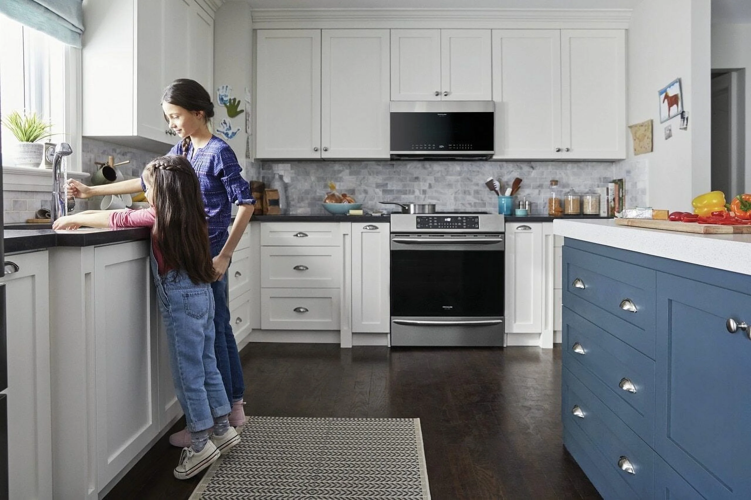 Frigidaire FGBM15WCVF 30 Gallery Series Over the Range Microwave with 1.5 cu. ft. Capacity, 1450 Cooking Watts, Convection in in Stainless Steel