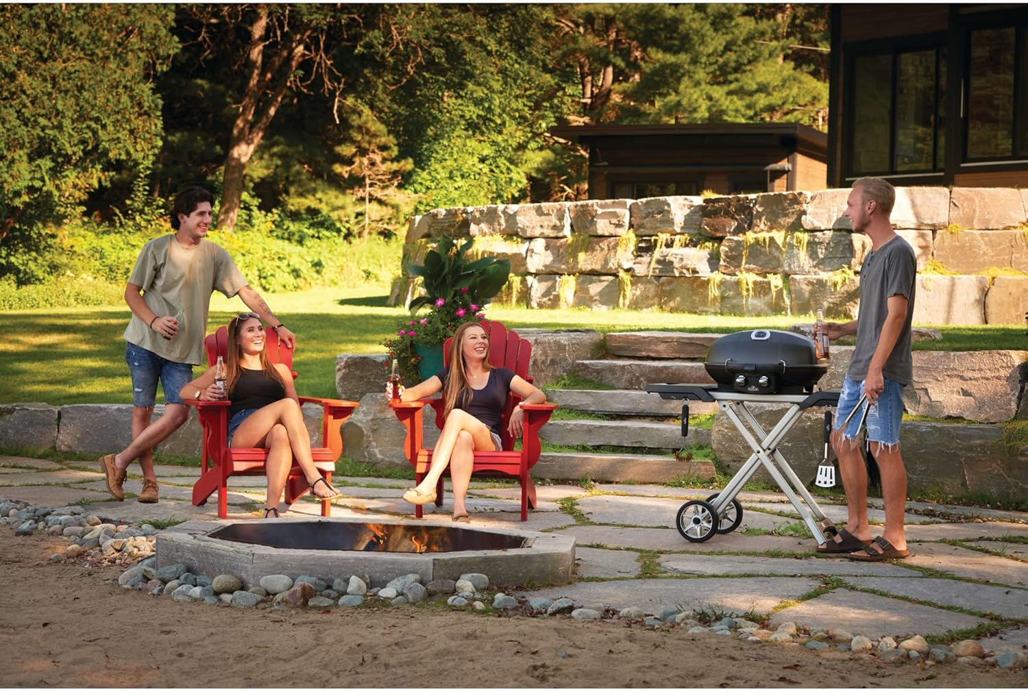 Napoleon TravelQ Portable Propane Gas BBQ - PRO285X-BK - Includes Scissor Cart, Use For Tailgating, Camping, And Small Outdoor Spaces