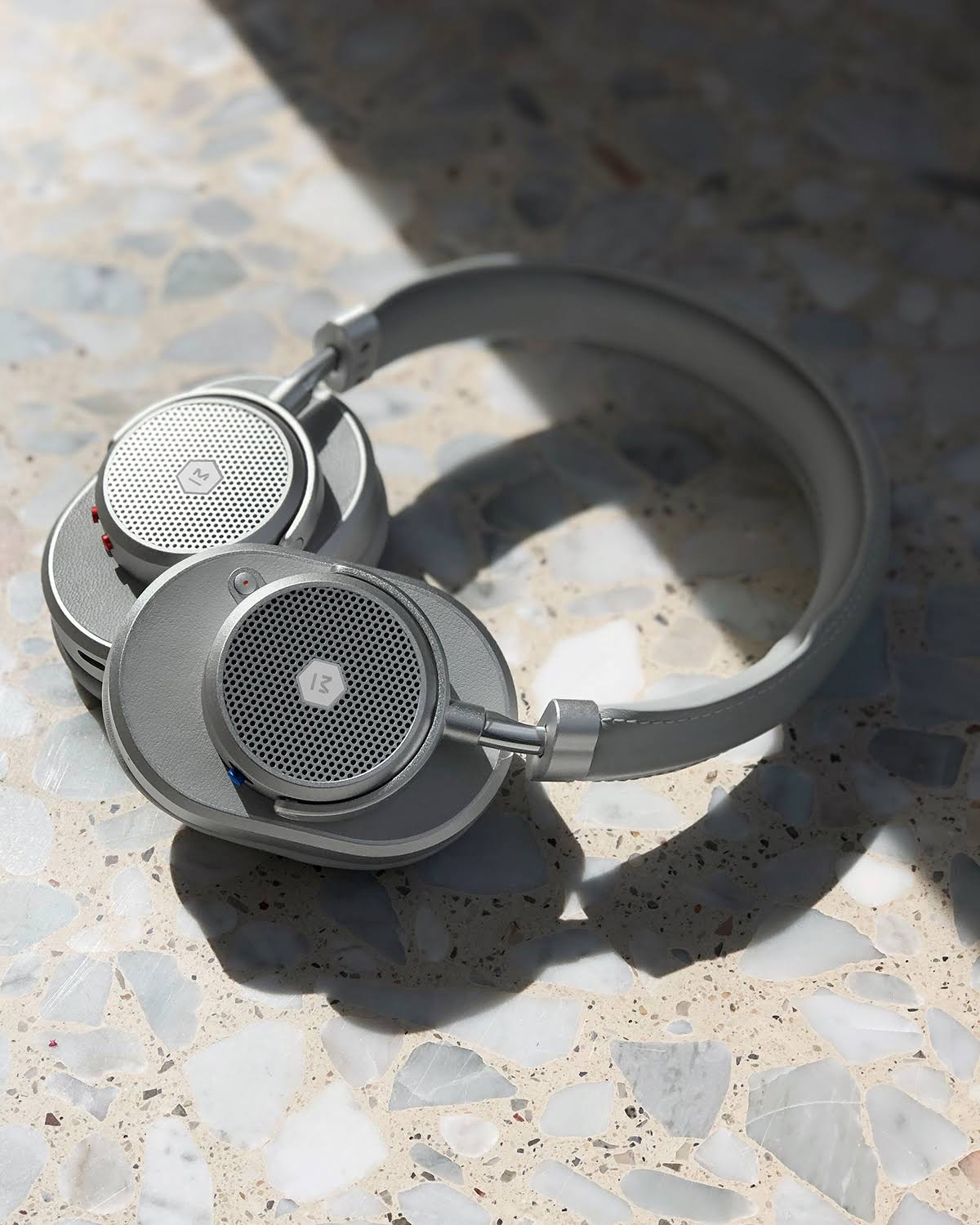 Master u0026 Dynamic MW65 Active Noise-Cancelling (ANC) Wireless Headphones – Bluetooth Over-Ear Headphones with Mic