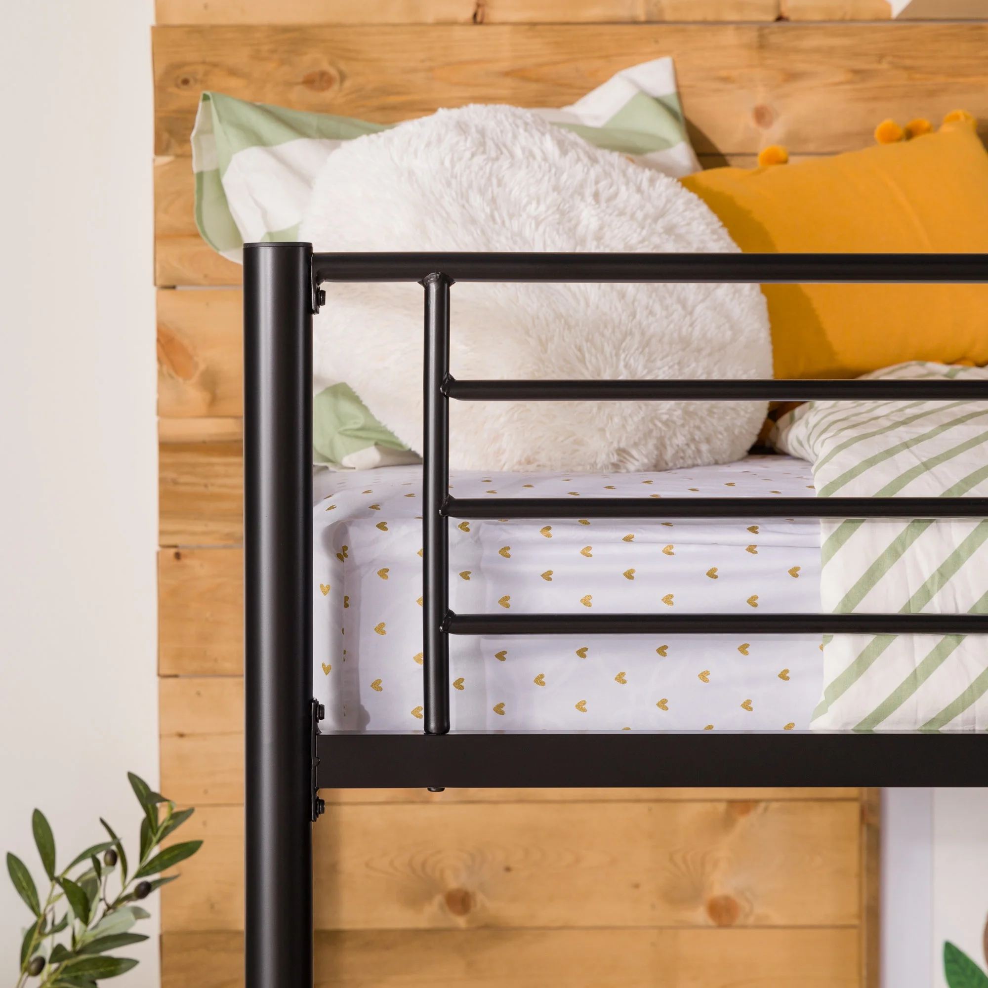 Walker Edison Premium Traditional Twin Metal Loft Bed, Black