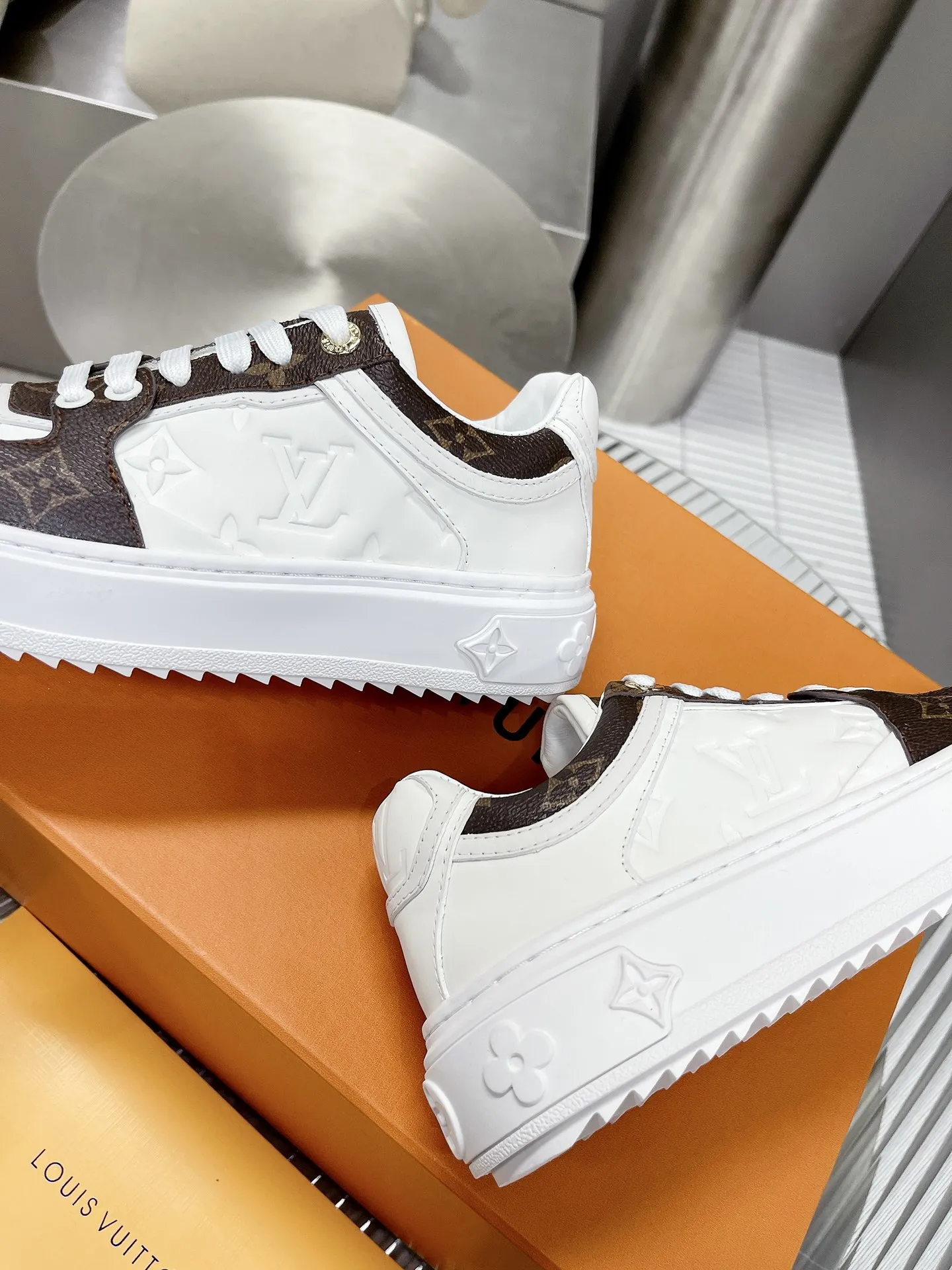 L women Time Out 3D Monogram sneakers