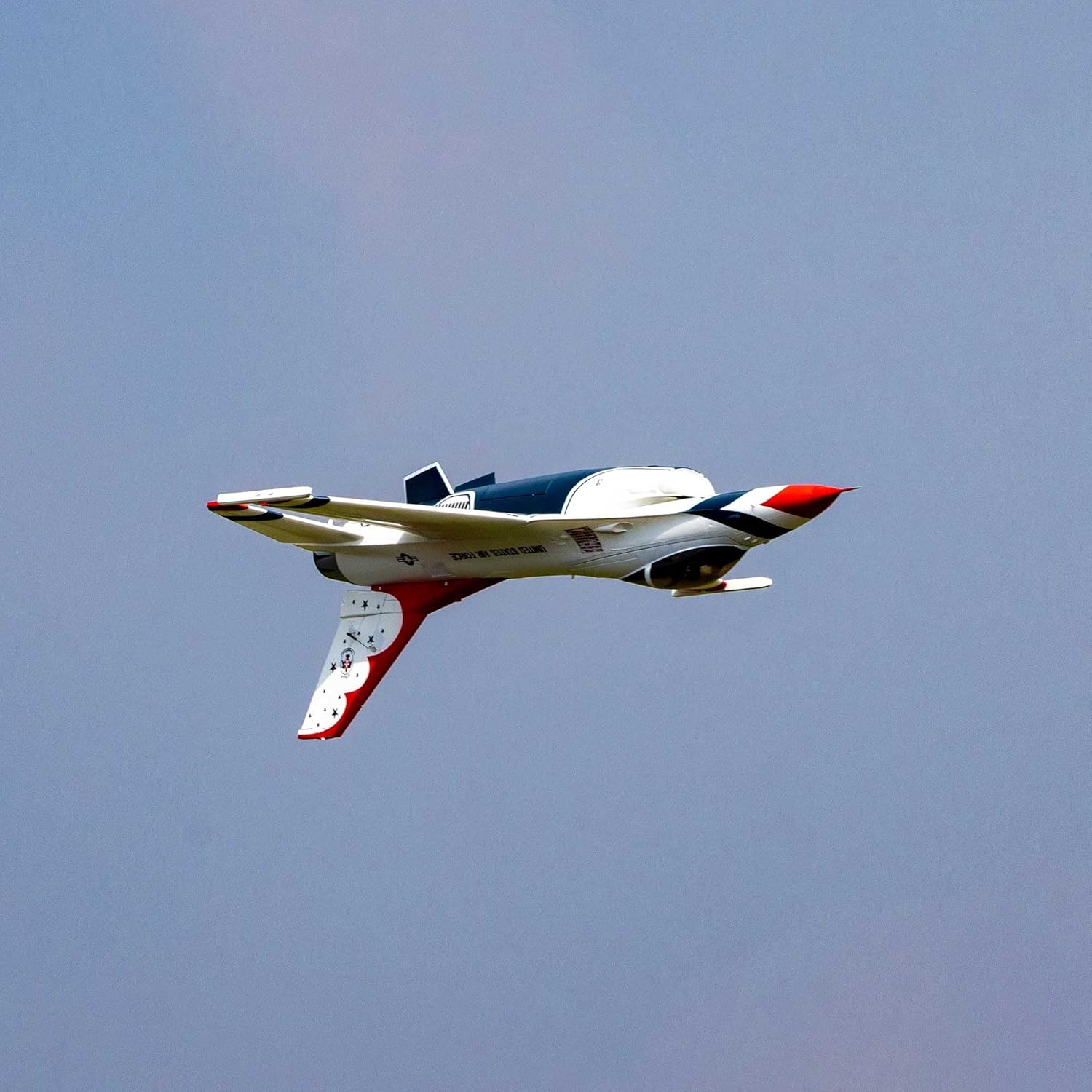 E-flite RC Airplane F-16 Thunderbirds 80mm EDF BNF Basic Transmitter Battery and Charger Not Included with AS3X and Safe Select EFL87950 Airplanes
