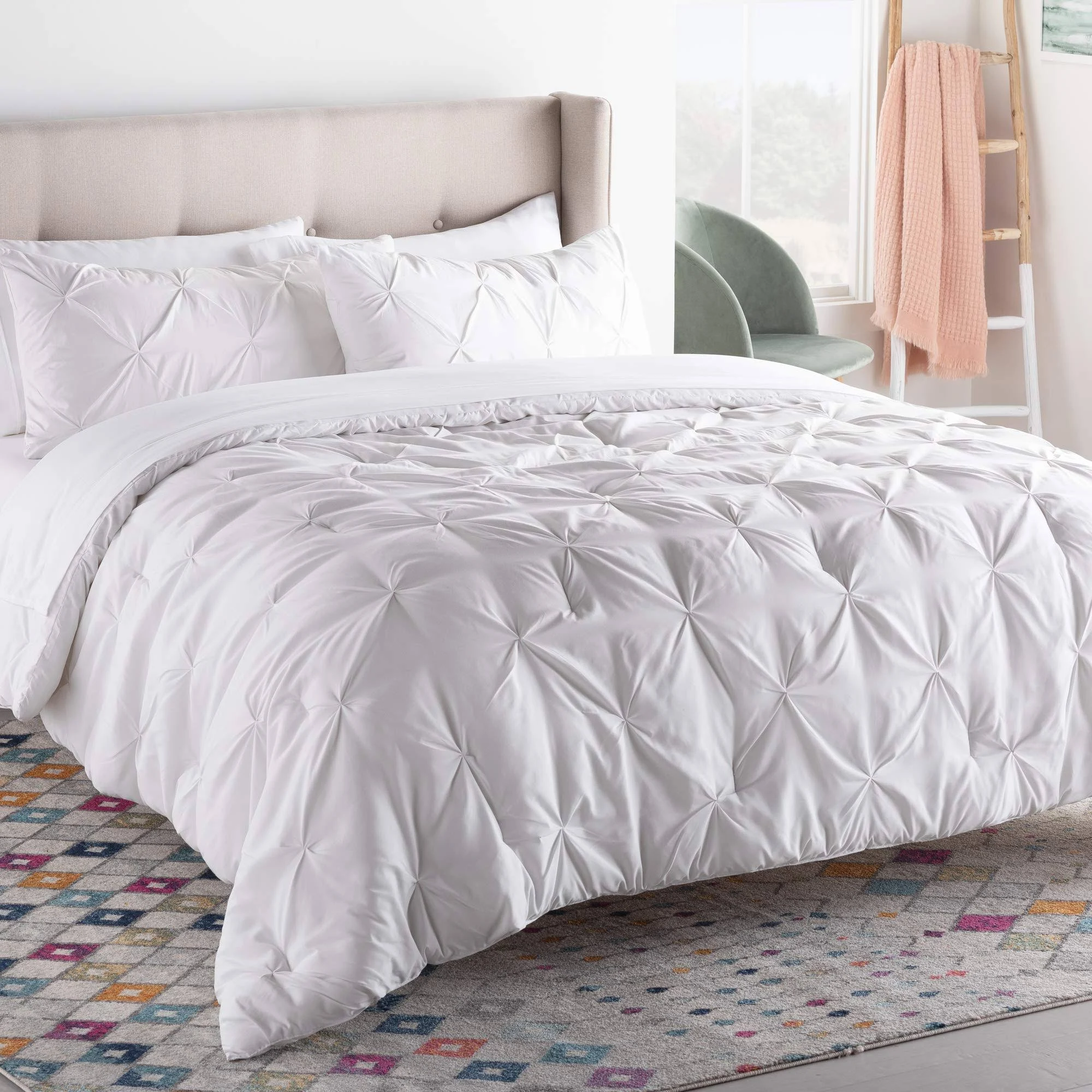 Linenspa All Season Hypoallergenic Down Alternative Microfiber Comforter