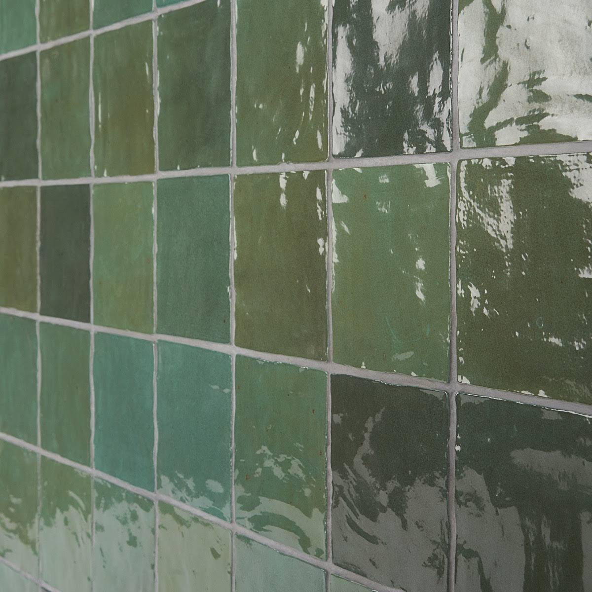 Ivy Hill Tile Kingston Green 4 in. x 4 in. Polished Ceramic Wall Tile (50 Pieces, 5.38 Sq. ft. / CASE)