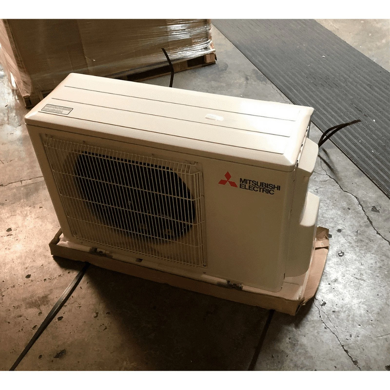 Mitsubishi Electric MUZ-GL15NA-U2 - 15000 BTUH 21.6 SEER Heat Pump Unit (MUZ-GL15NA-U2)