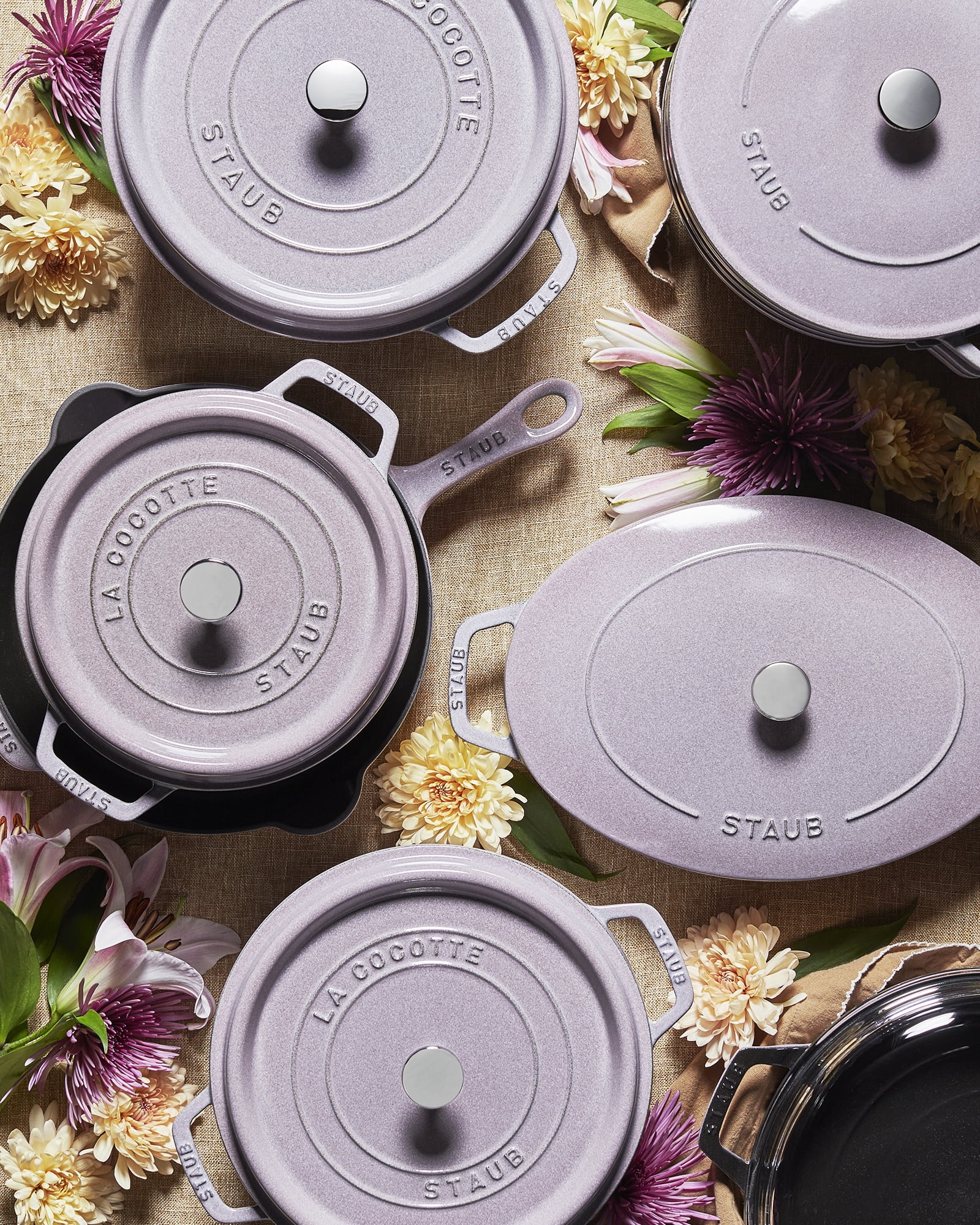 STAUB Cast Iron 7-qt Round Cocotte - Lilac