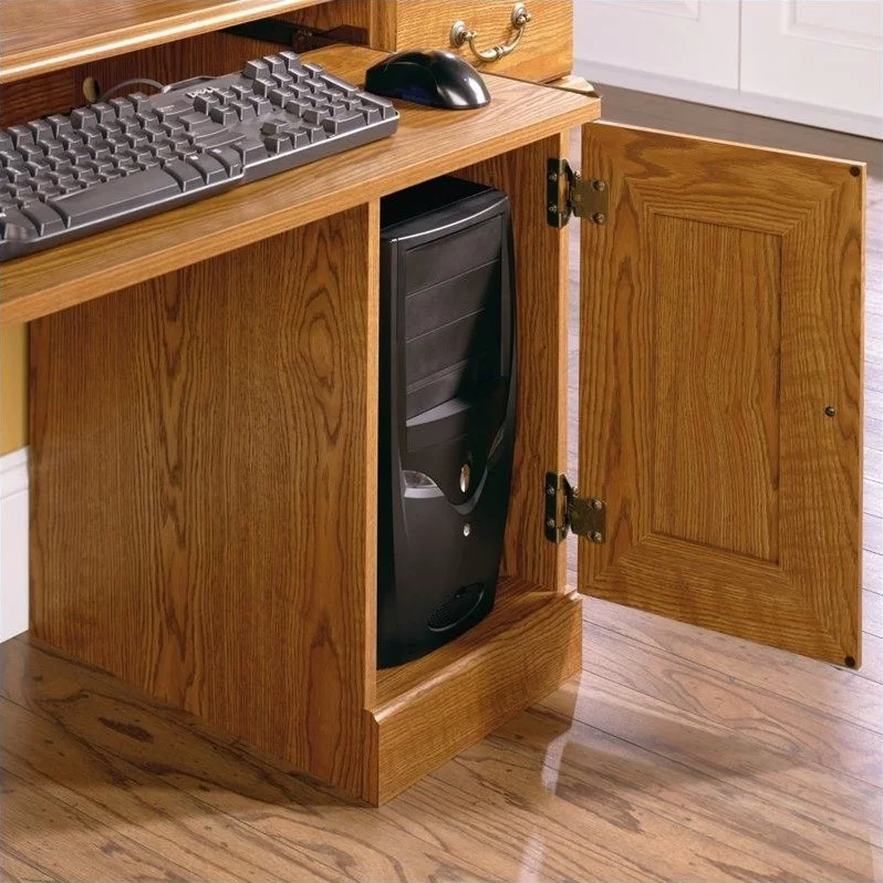 Scranton & Co Traditional Wood Small Computer Desk with Hutch in Carolina Oak