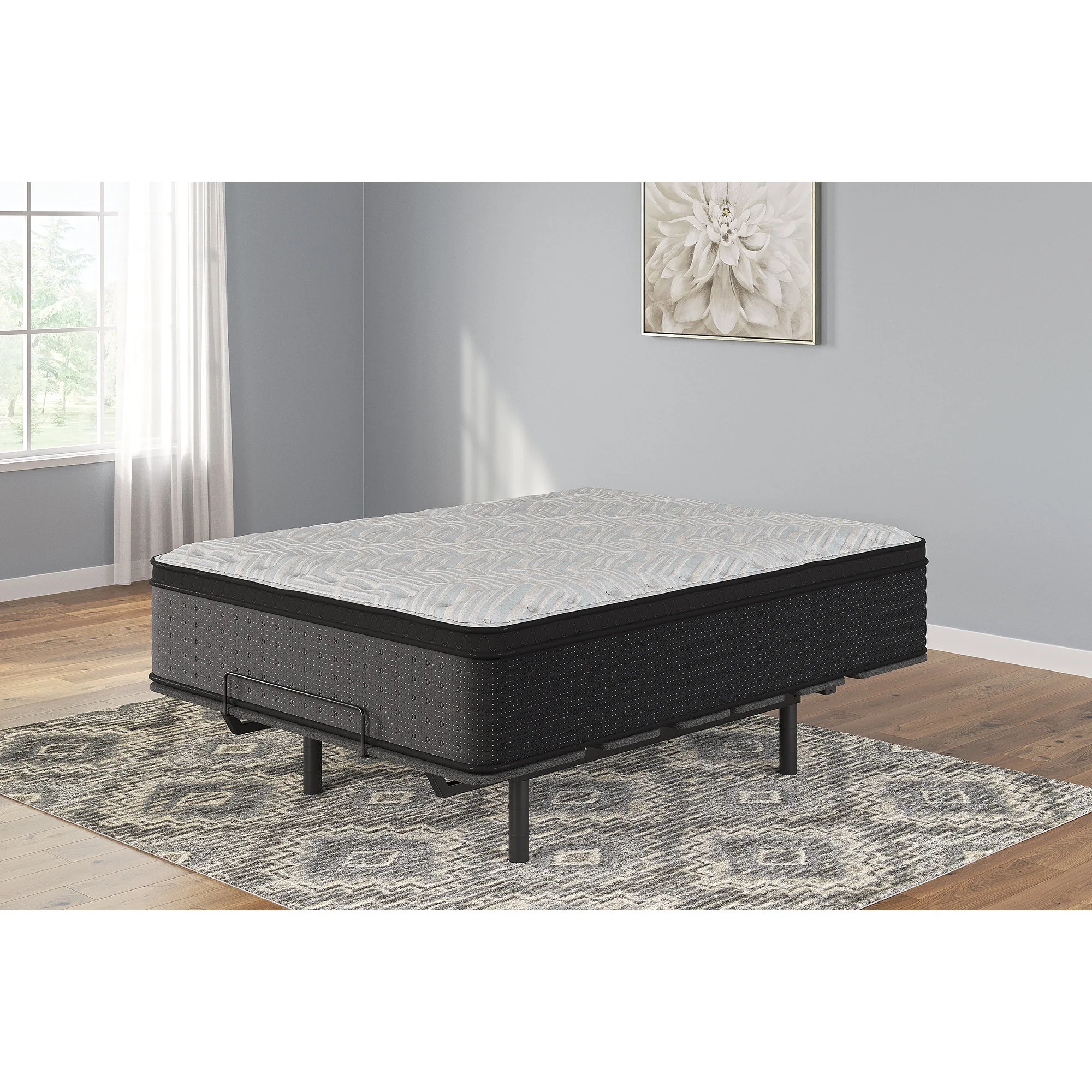 Signature Design by Ashley Queen Size Palisades 16" Euro Top Hybrid Mattress with Quick Response Memory Foam