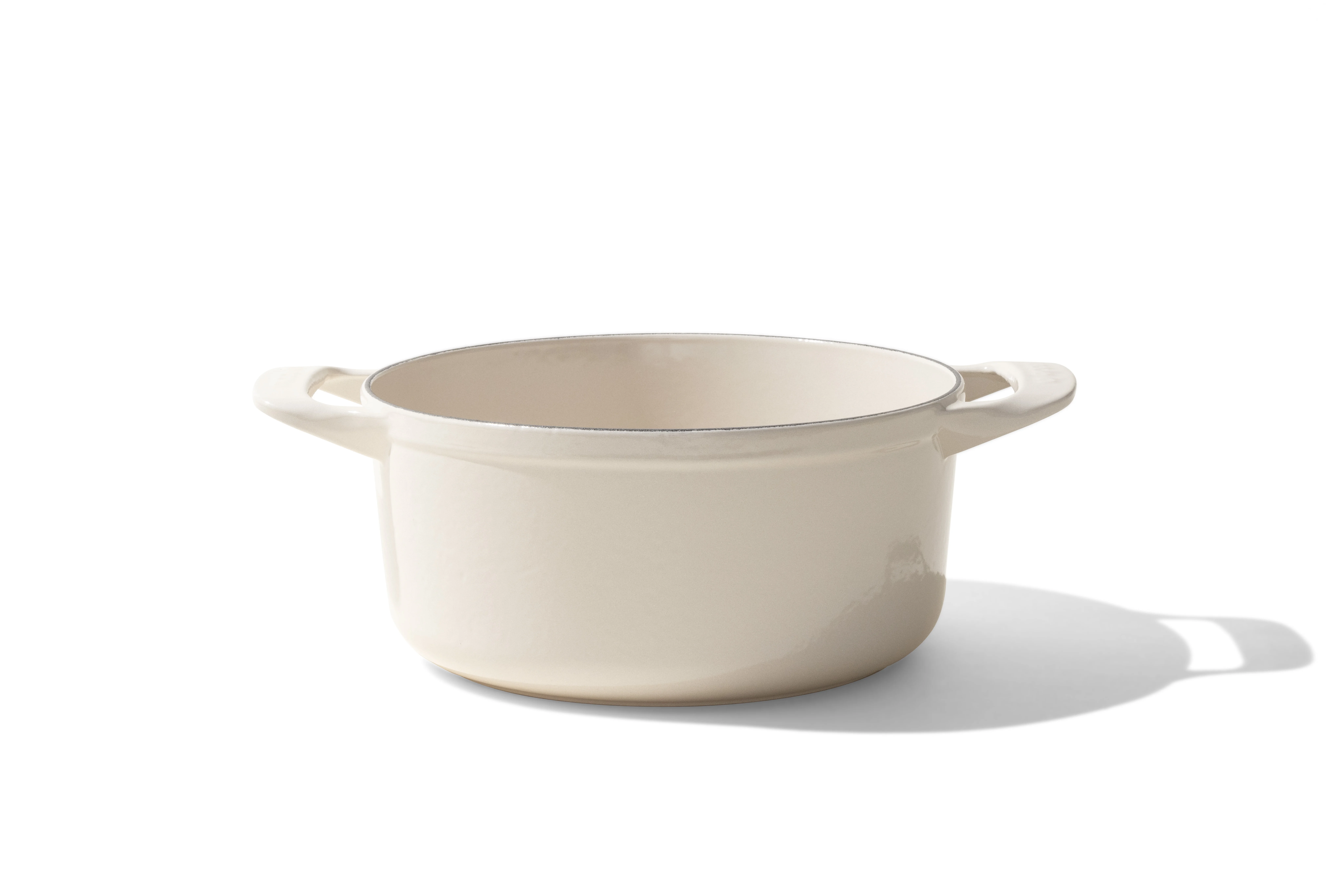 Made In Cookware - Dutch Oven 3.5 Quart - Red - Enameled Cast Iron - Exceptional Heat Retention & Durability - Professional Cookware