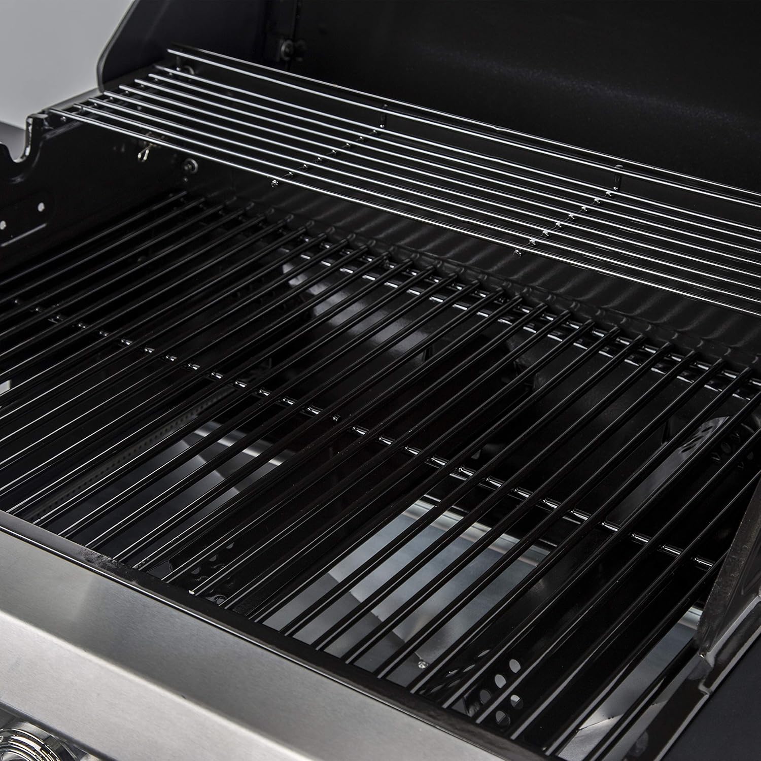 Dyna-Glo DGG424RNP-D 3 Burner Red LP Gas Grill