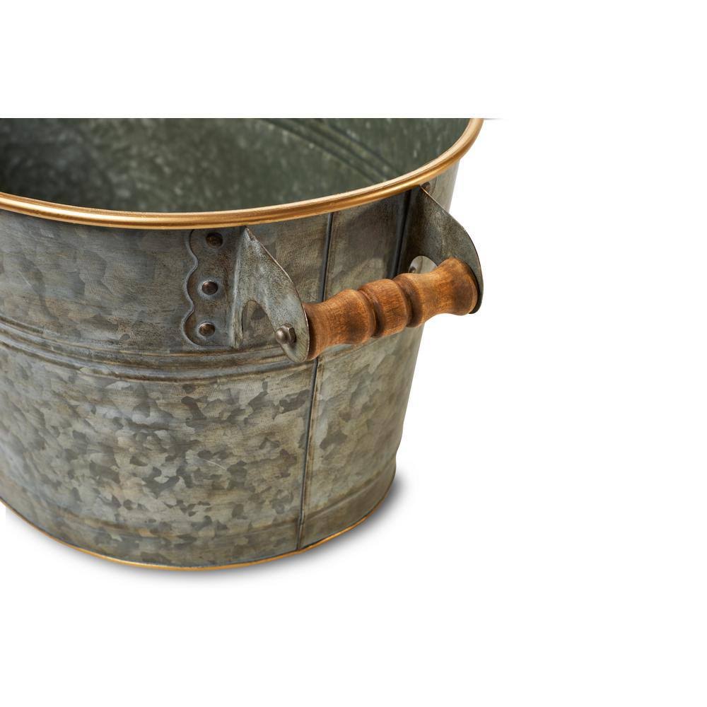 Behrens Aged Galvanized Oval Tub with Wood Handles