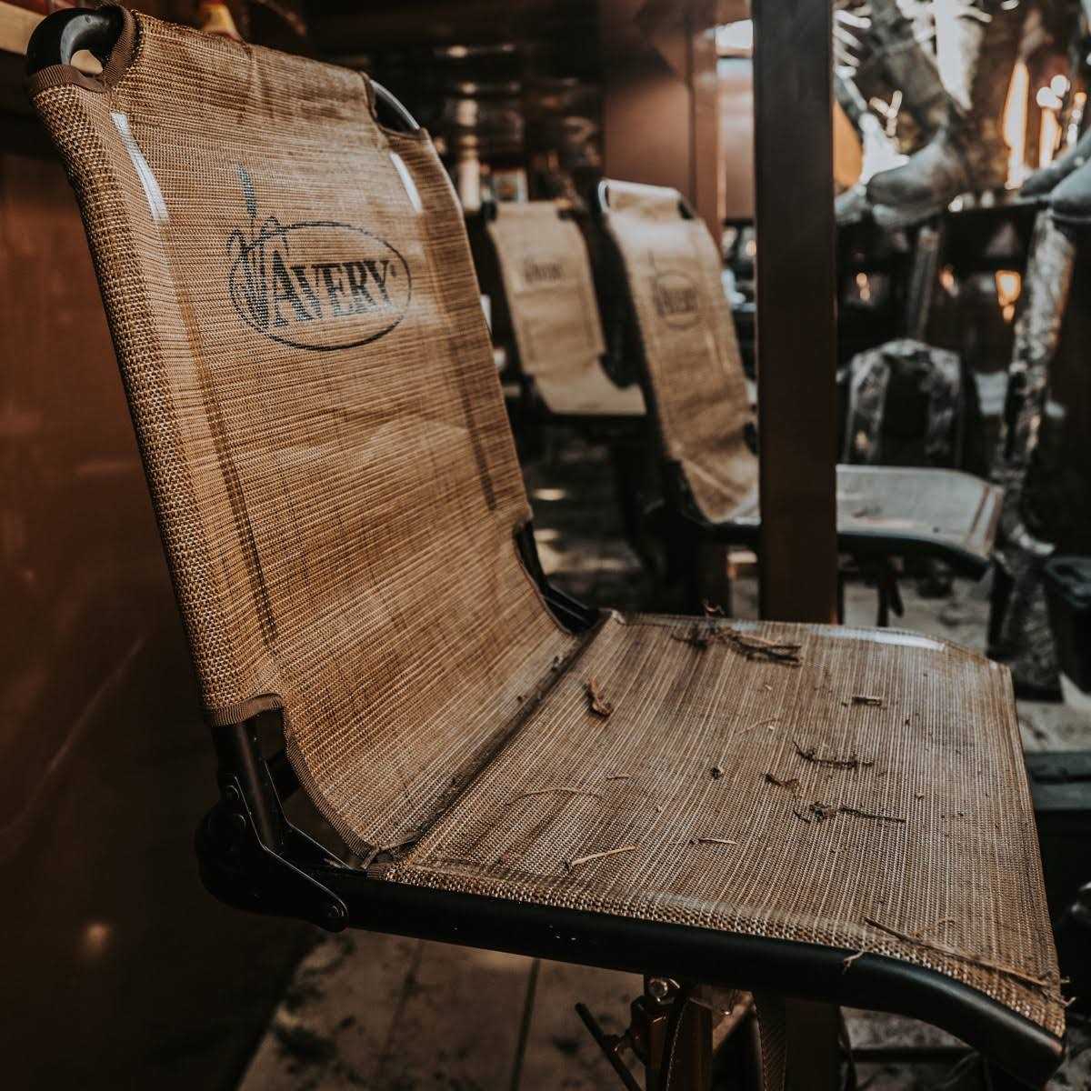 Avery Universal Boat Seat - Sports Supplies Online Store
