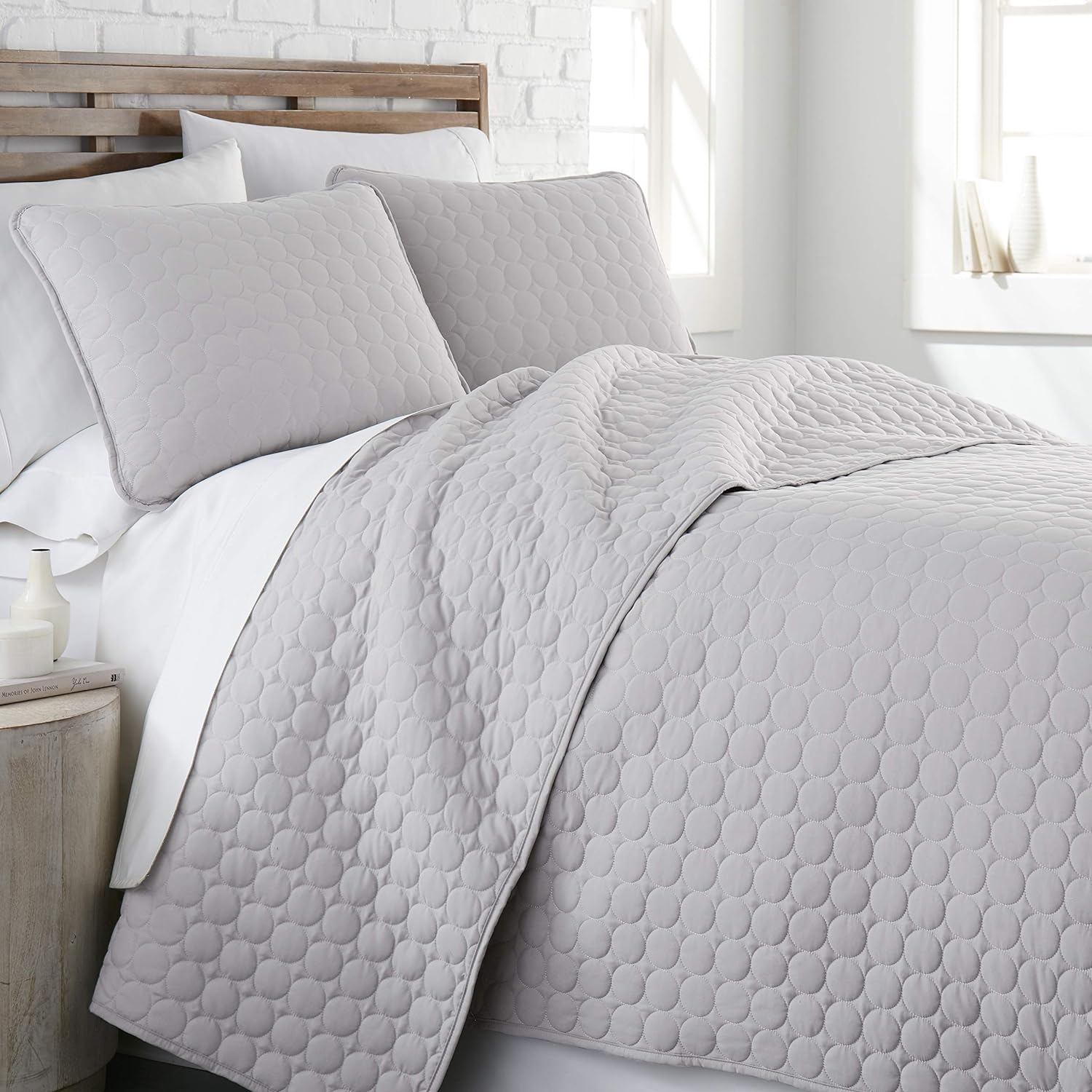 Pure Melody Collection, Premium Quality, Soft, Wrinkle & Fade Resistant, Easy Case, Oversized Quilt Cover Set with 1 Quilt Set and 2 Shams