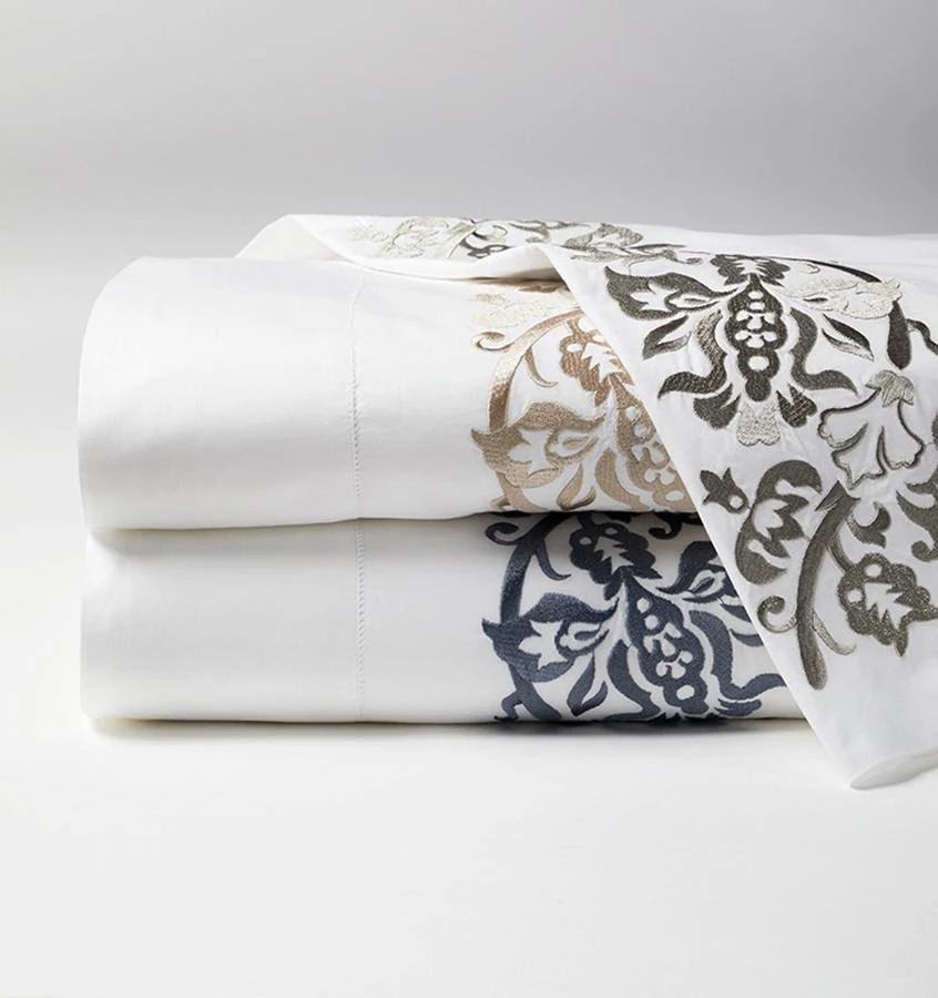 Sferra Saxon Flat Sheet, King - Indigo