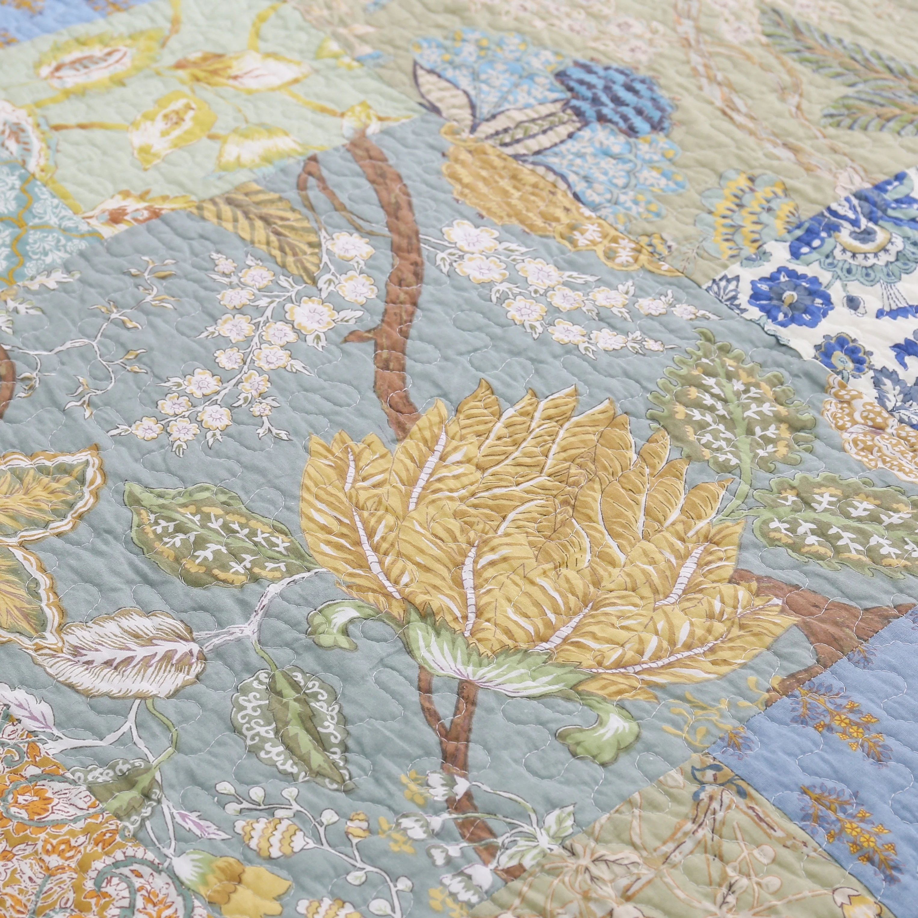 S&S Bohemian 3 Piece Reversible Floral 100% Cotton Authentic Patchwork Quilt Set Full - Queen - Curated Treasures Market